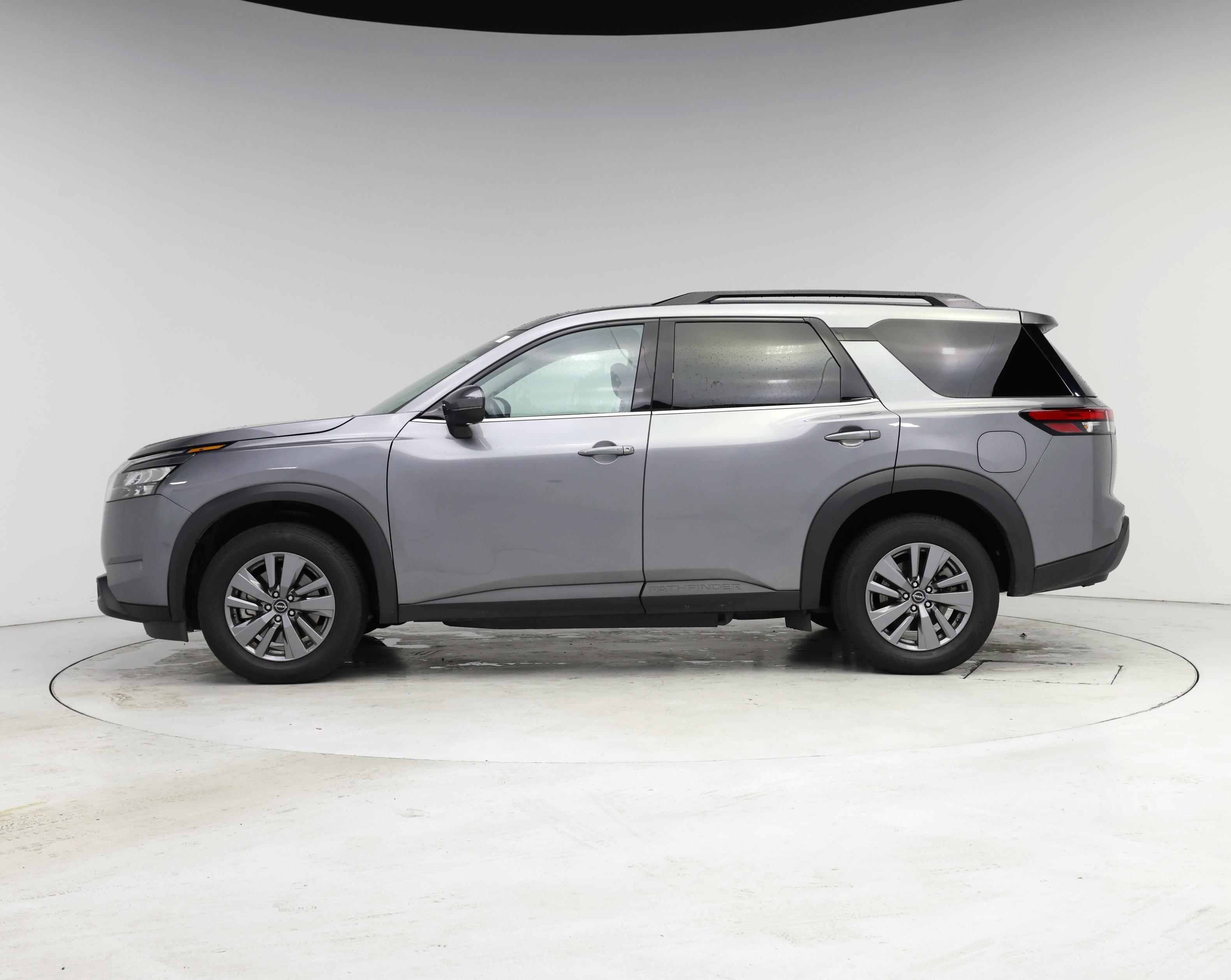 Thumbnail: 2025 Nissan Pathfinder - 3