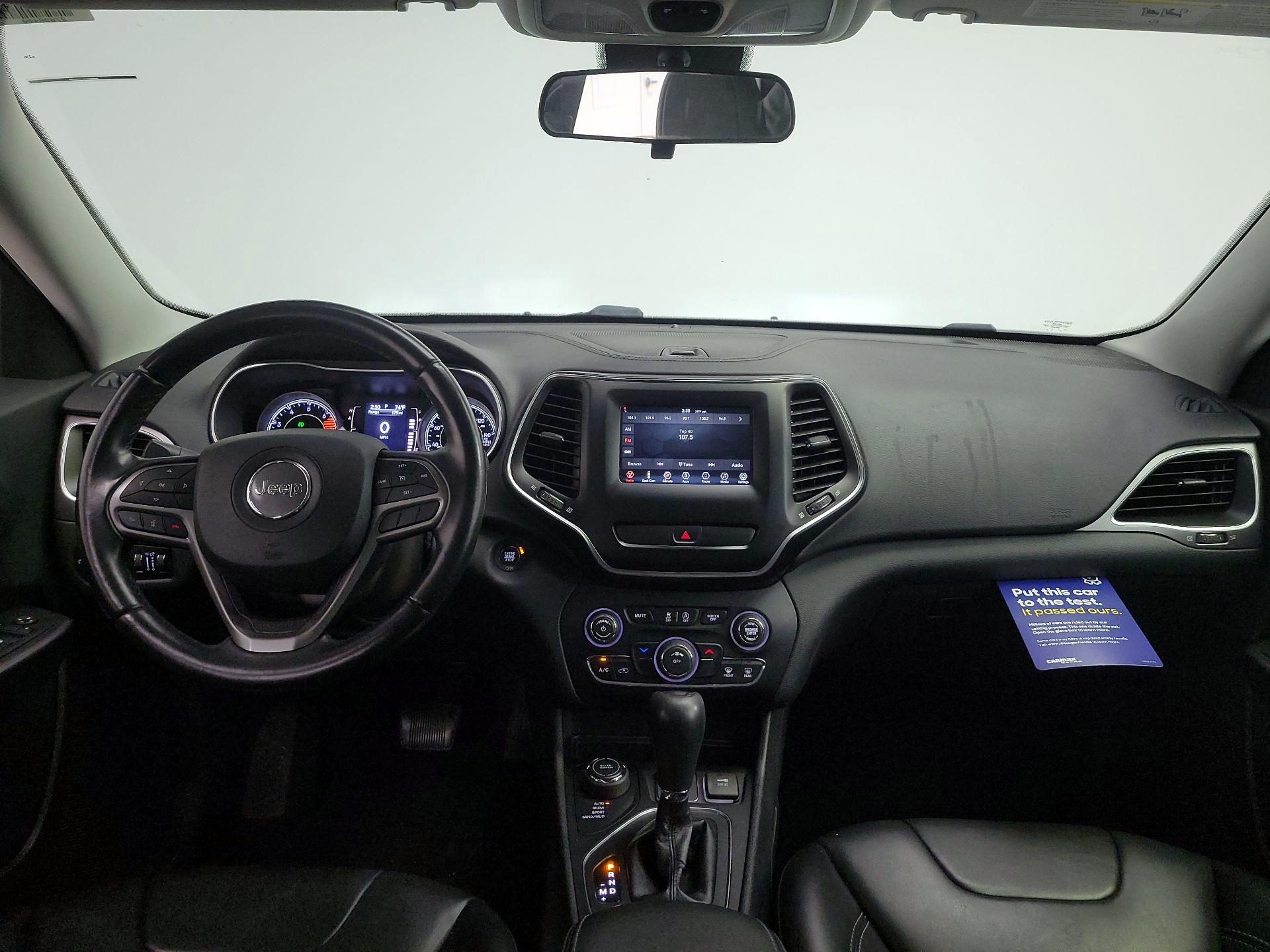 Thumbnail: 2019 Jeep Cherokee - 9