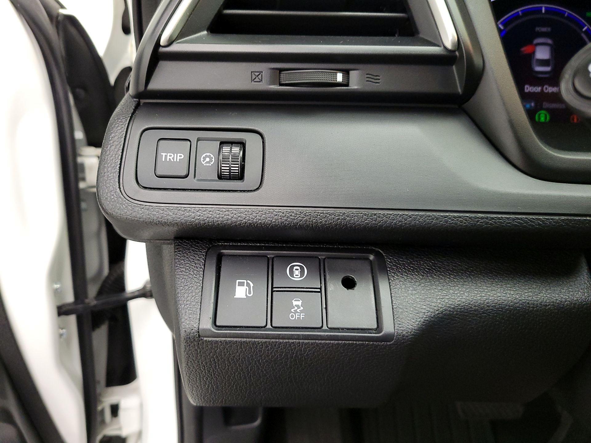 Thumbnail: 2019 Honda Insight - 13