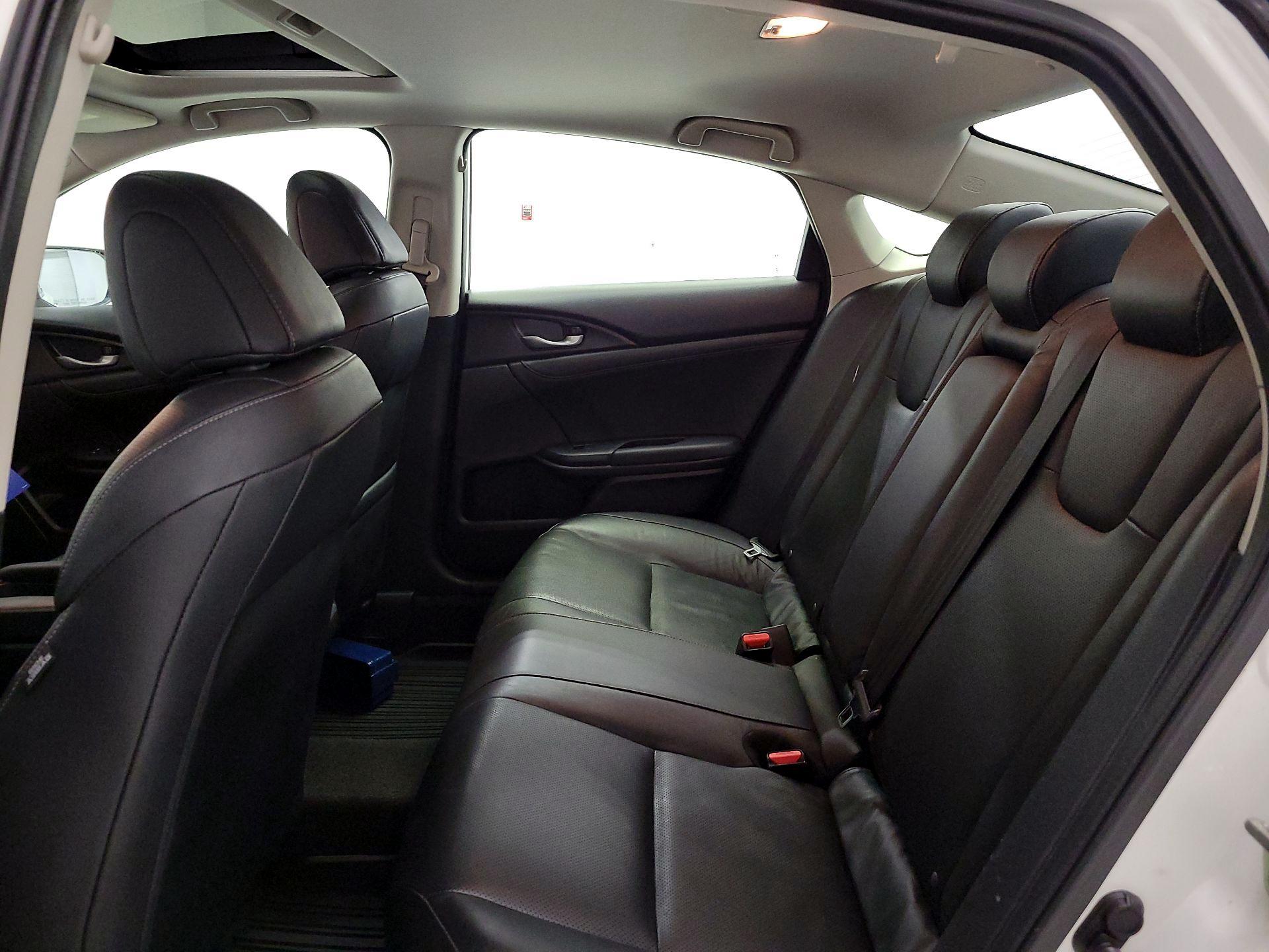 Thumbnail: 2019 Honda Insight - 20