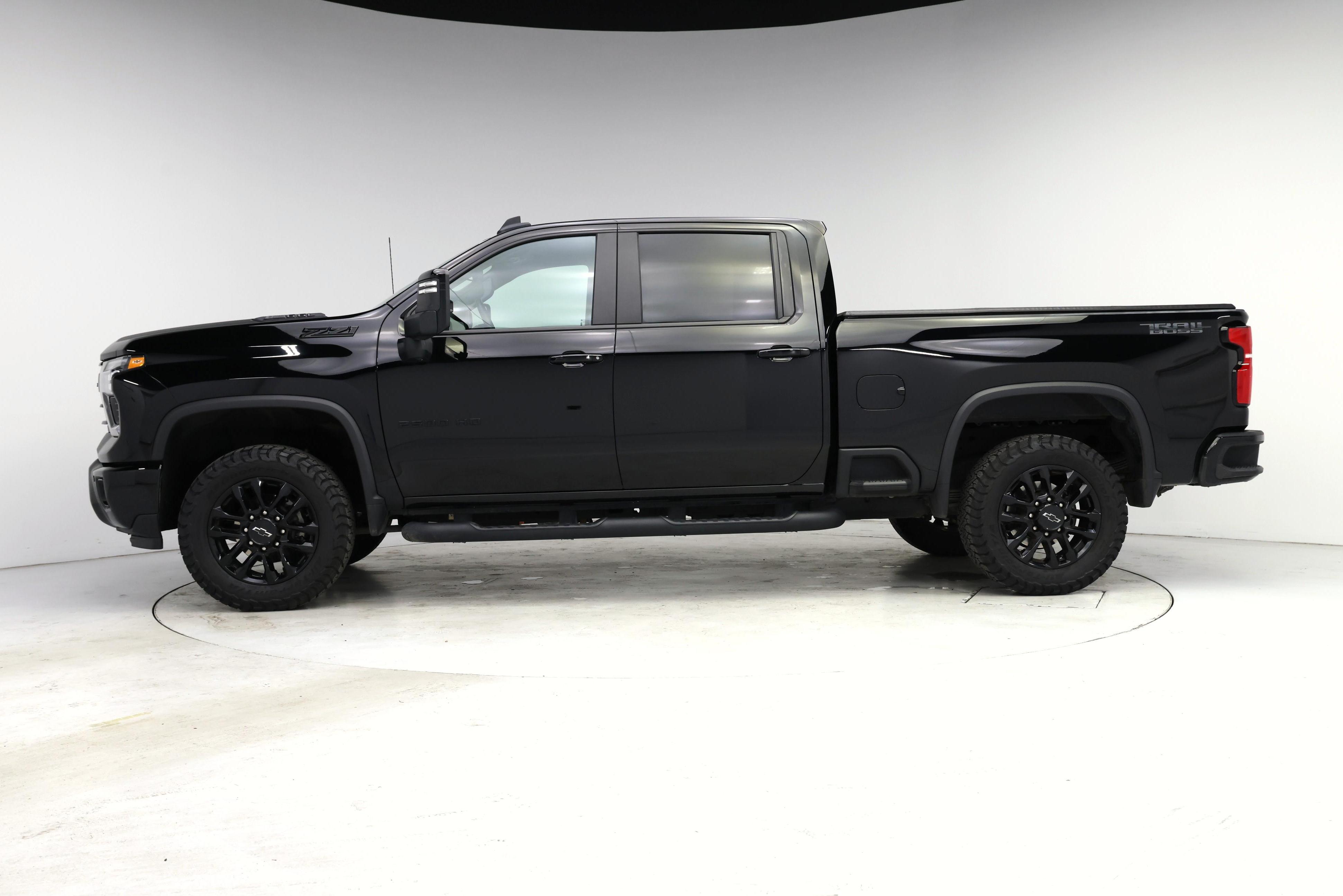Thumbnail: 2025 Chevrolet Silverado 2500 - 3