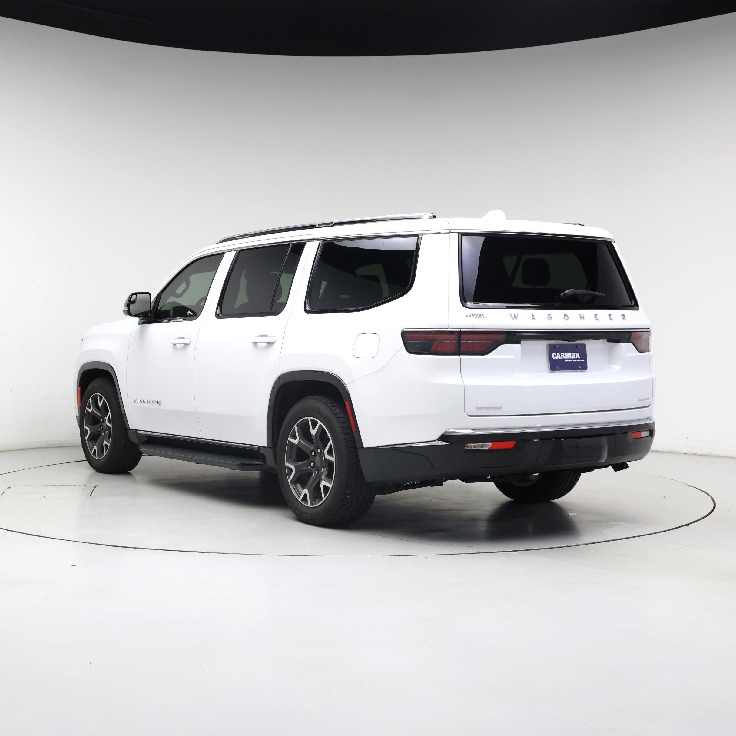 Thumbnail: 2023 Jeep Wagoneer - 2