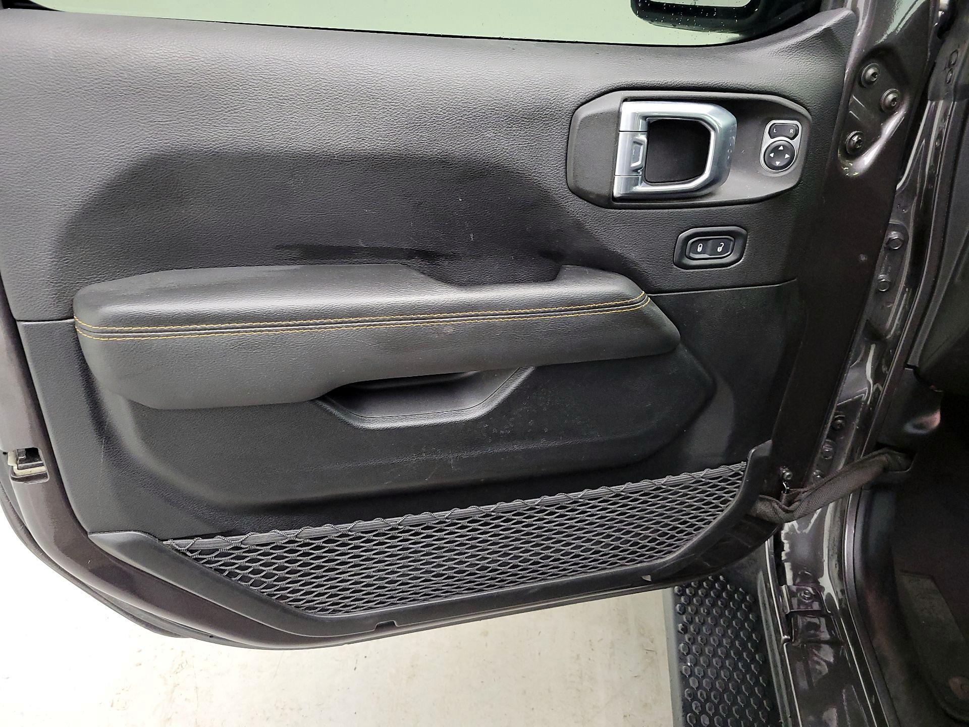 Thumbnail: 2021 Jeep Wrangler - 12