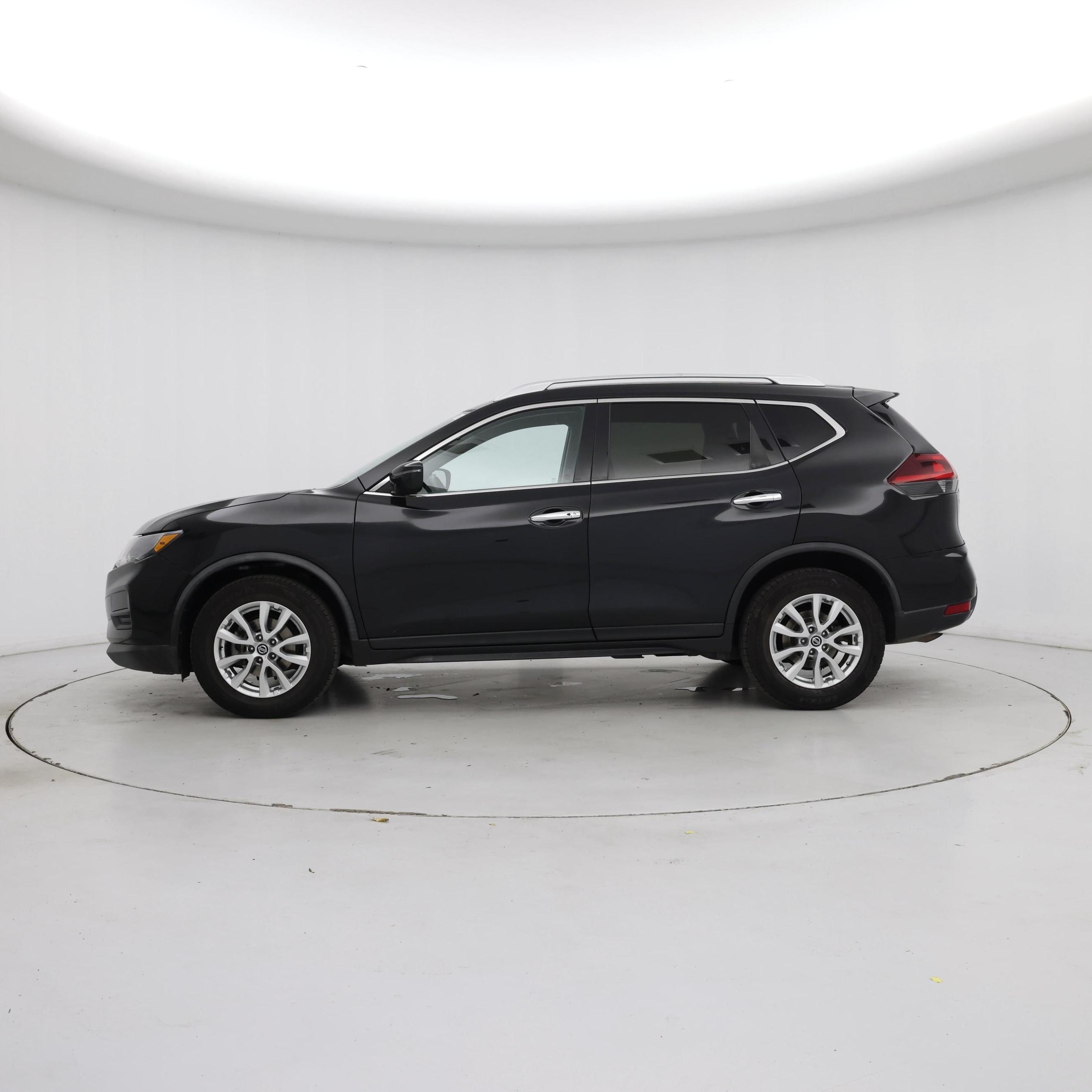 Thumbnail: 2019 Nissan Rogue - 3