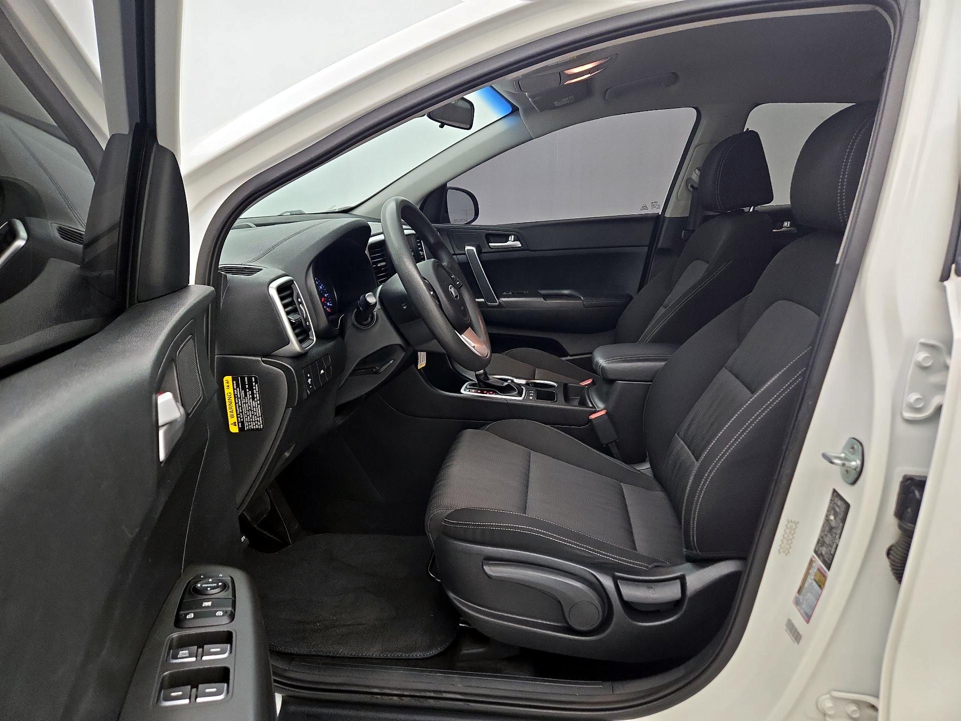 Thumbnail: 2021 Kia Sportage - 11