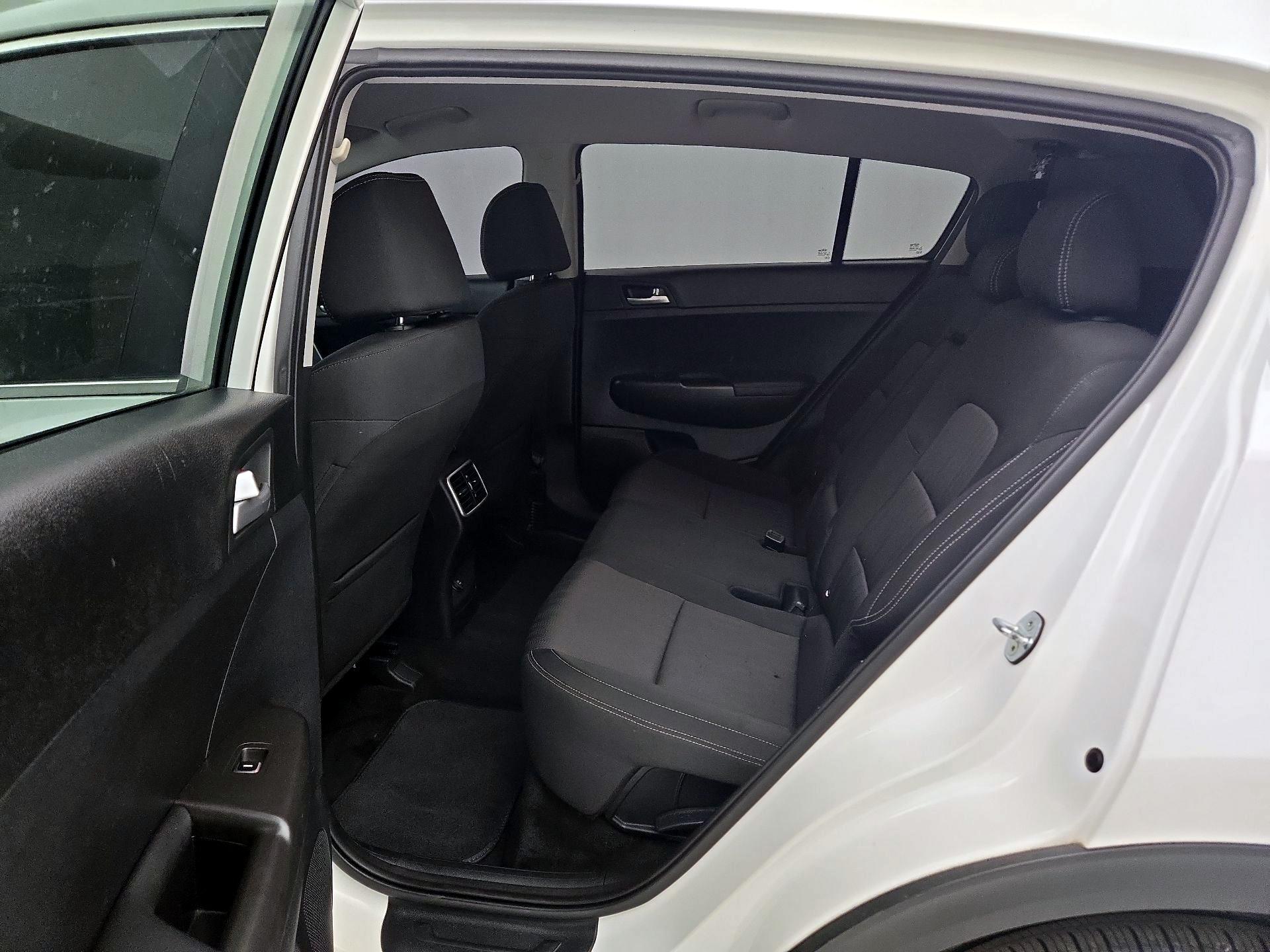 Thumbnail: 2021 Kia Sportage - 19