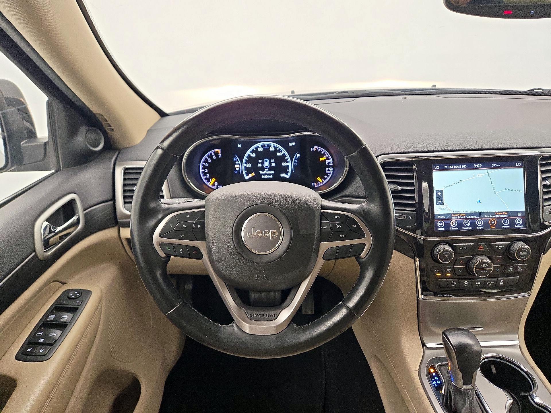 Thumbnail: 2022 Jeep Grand Cherokee - 10