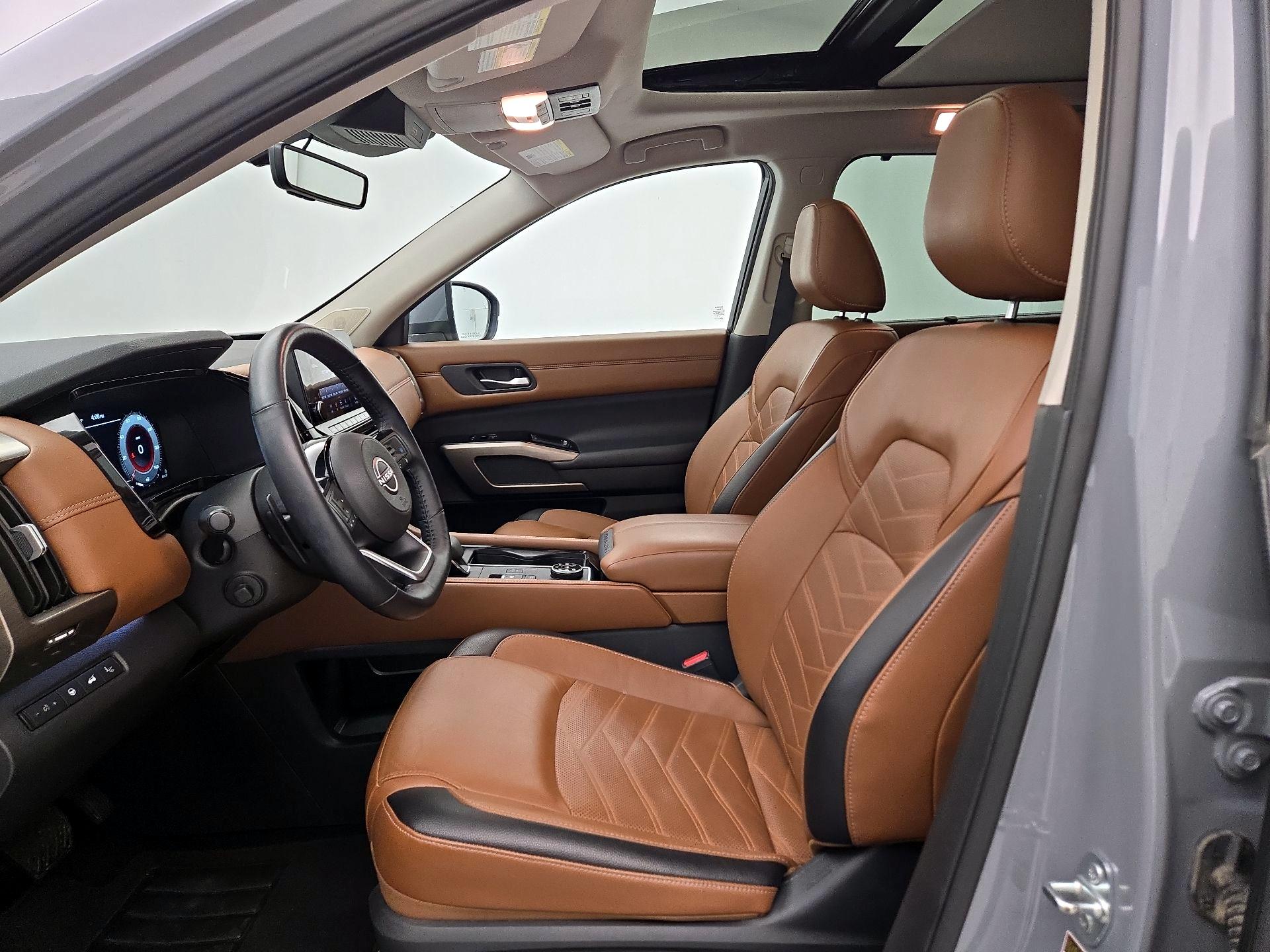 Thumbnail: 2024 Nissan Pathfinder - 11