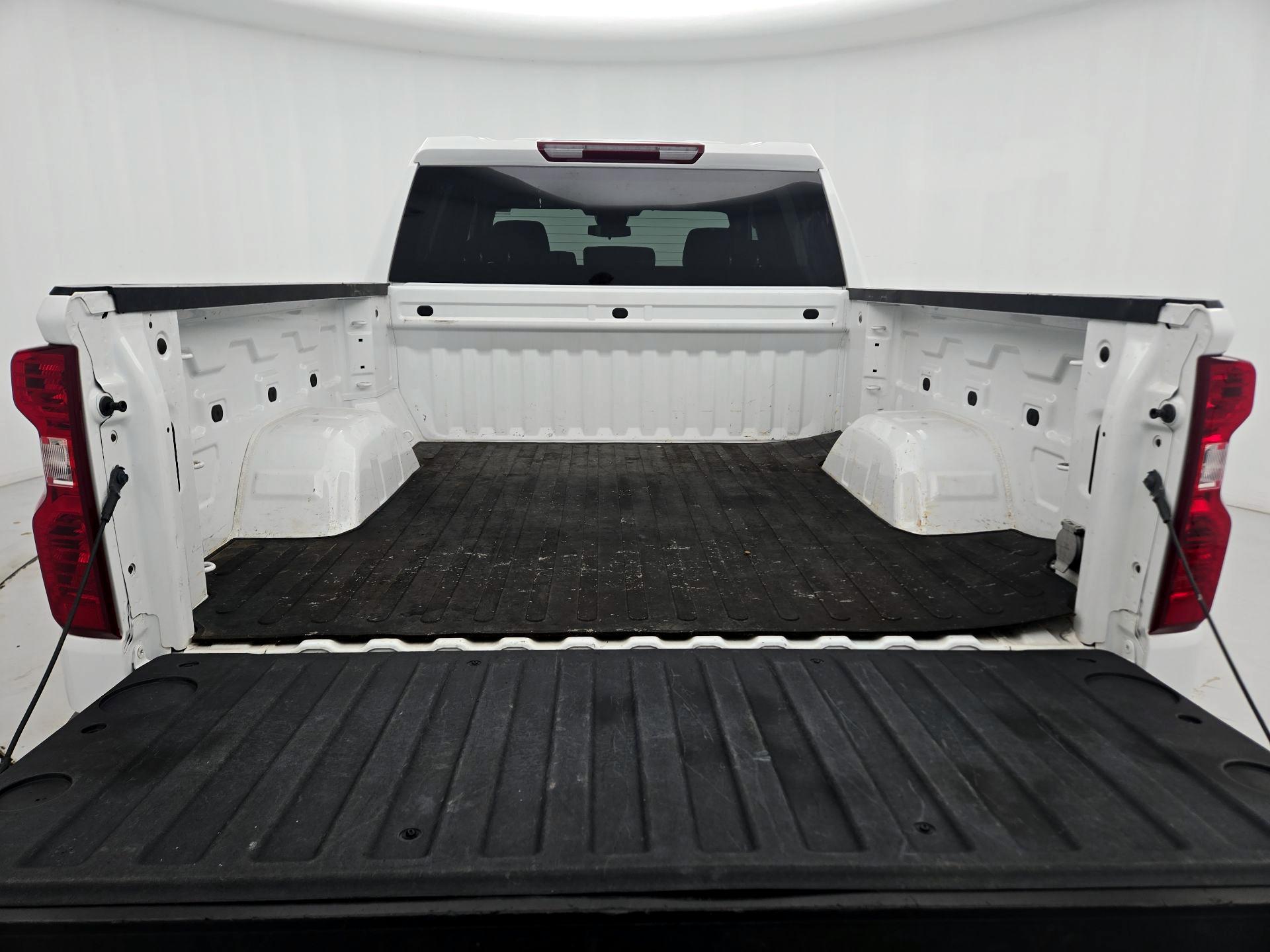 Thumbnail: 2023 Chevrolet Silverado 1500 - 20