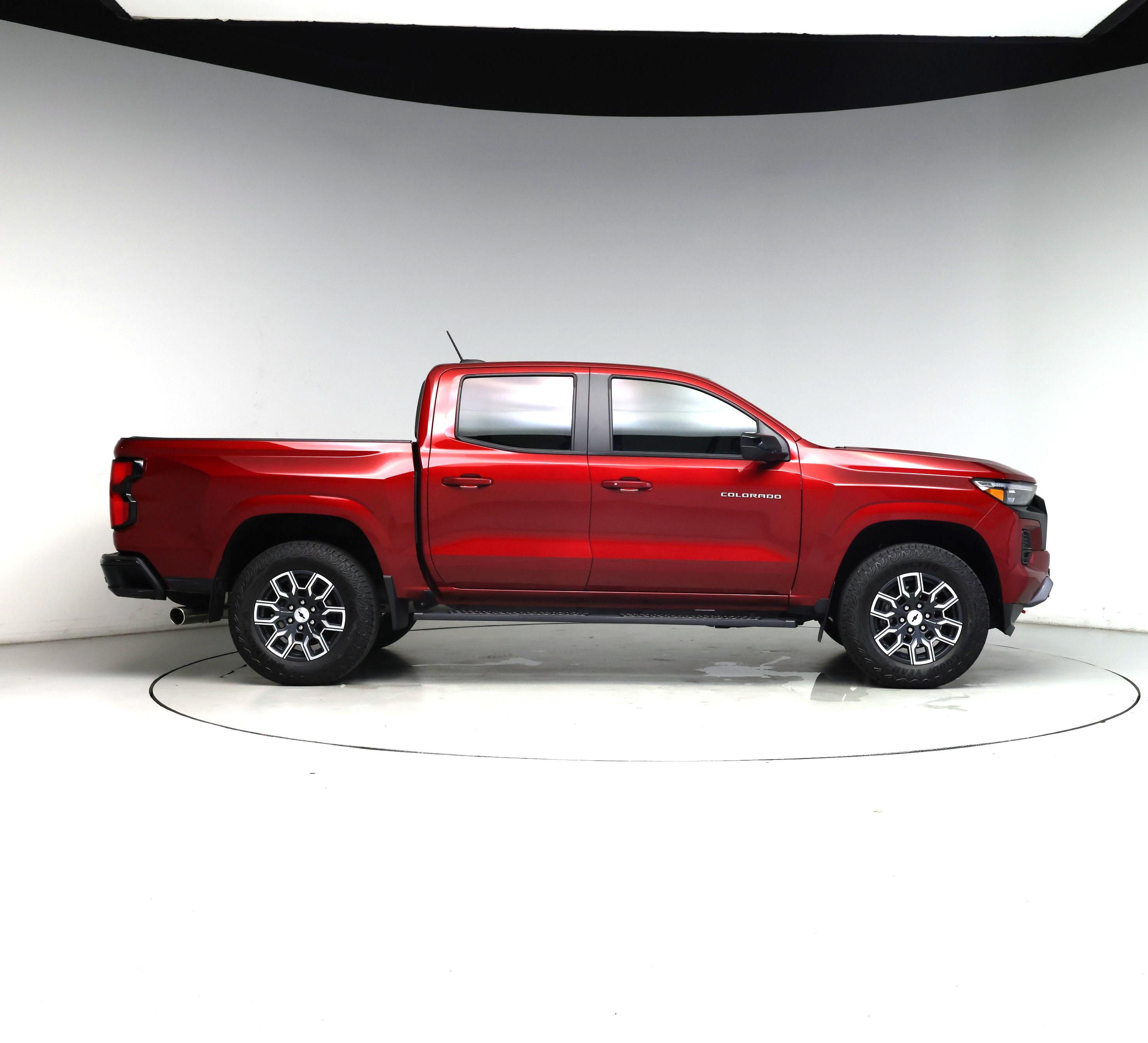 Thumbnail: 2024 Chevrolet Colorado - 7