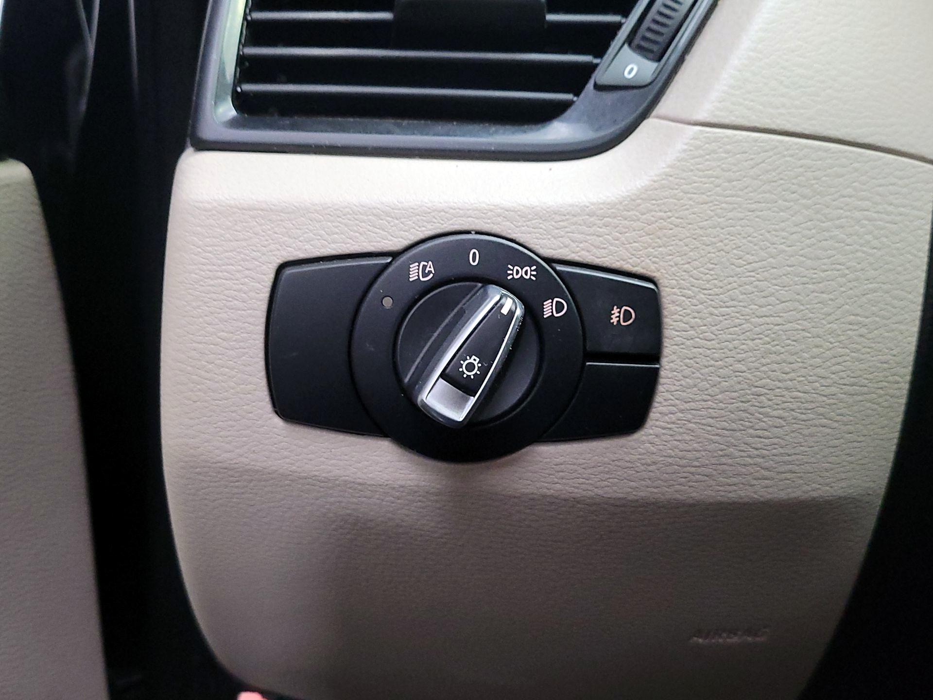 Thumbnail: 2015 BMW X1 - 13