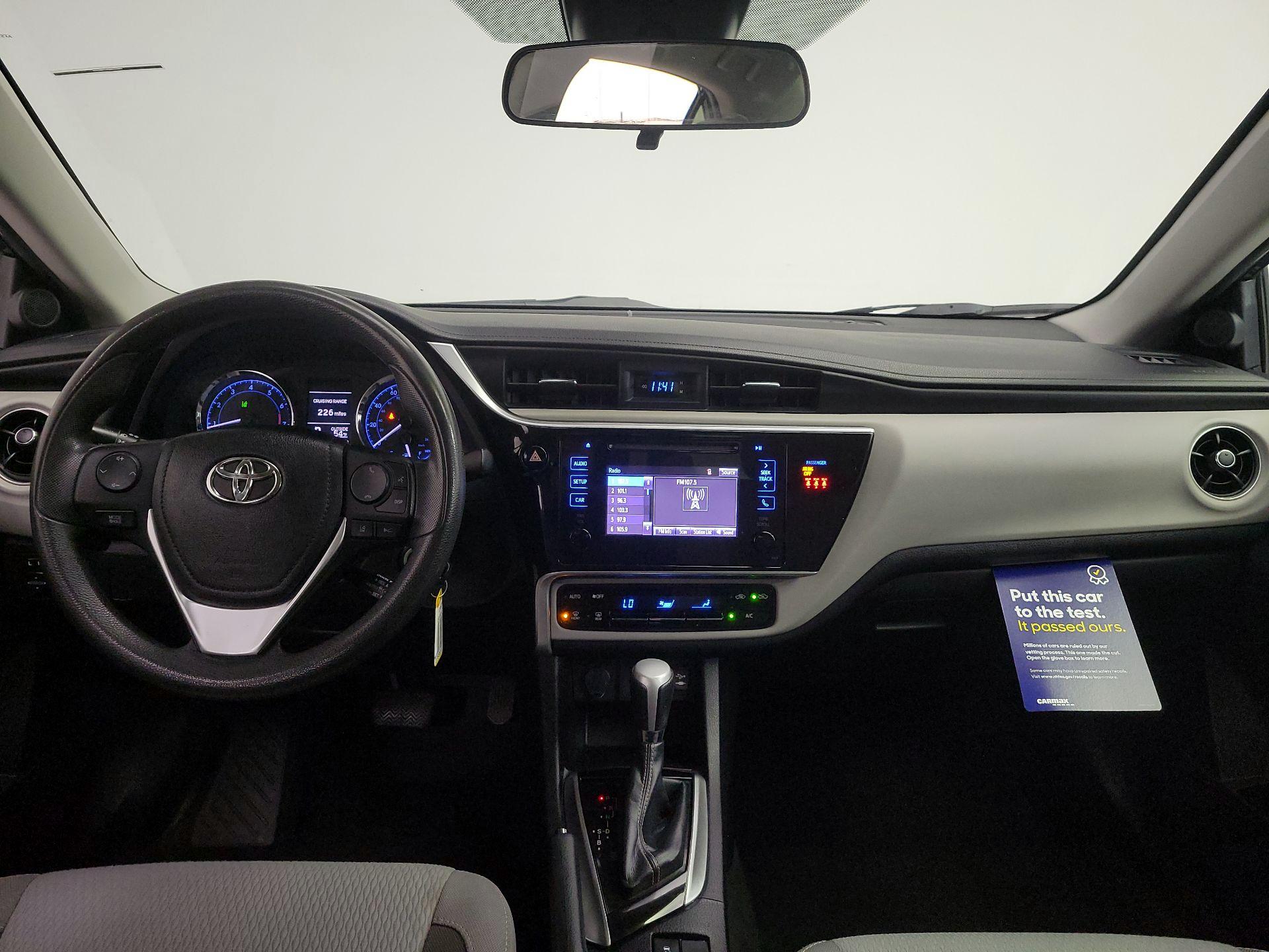 Thumbnail: 2018 Toyota Corolla - 9