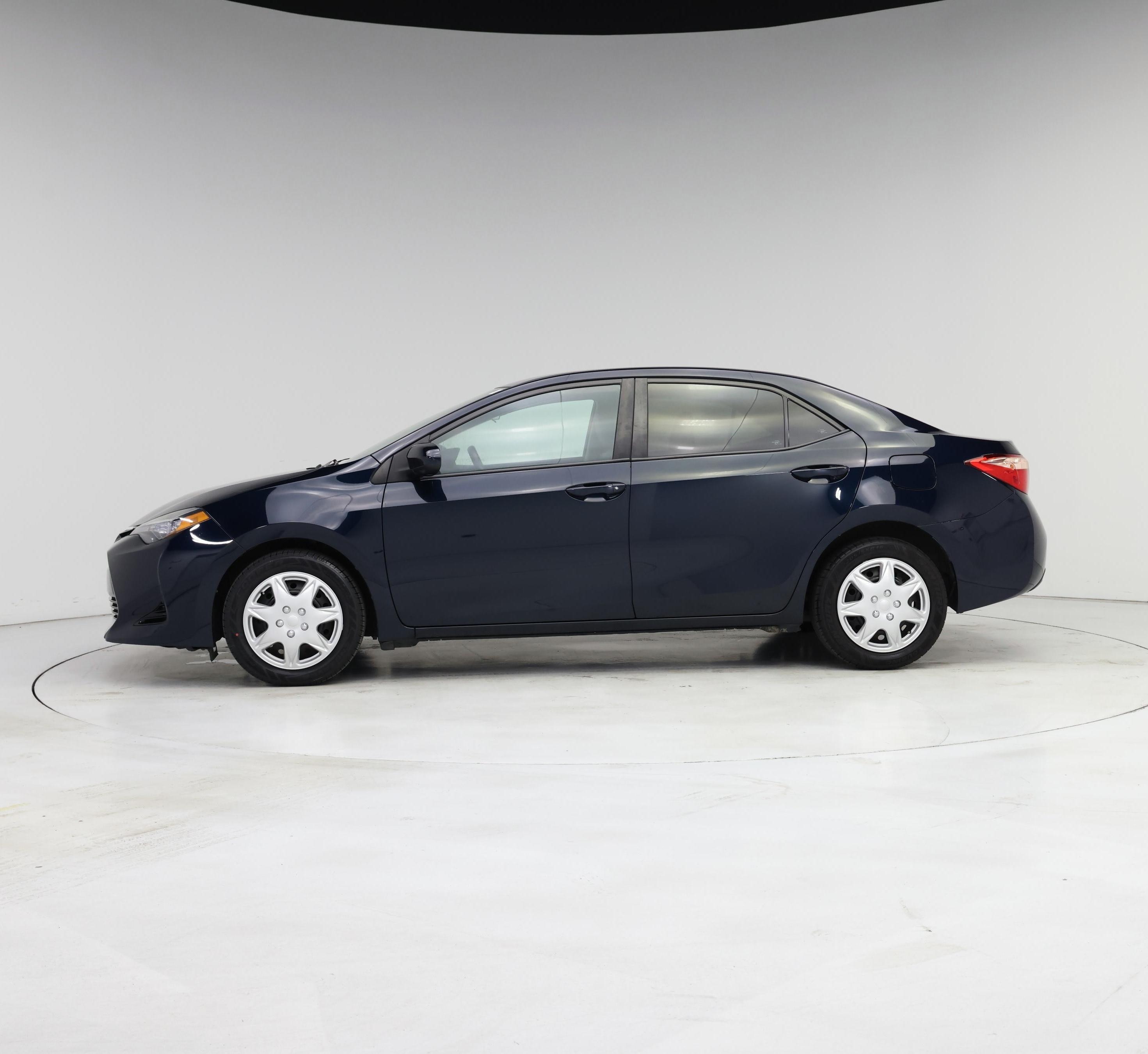 Thumbnail: 2018 Toyota Corolla - 3