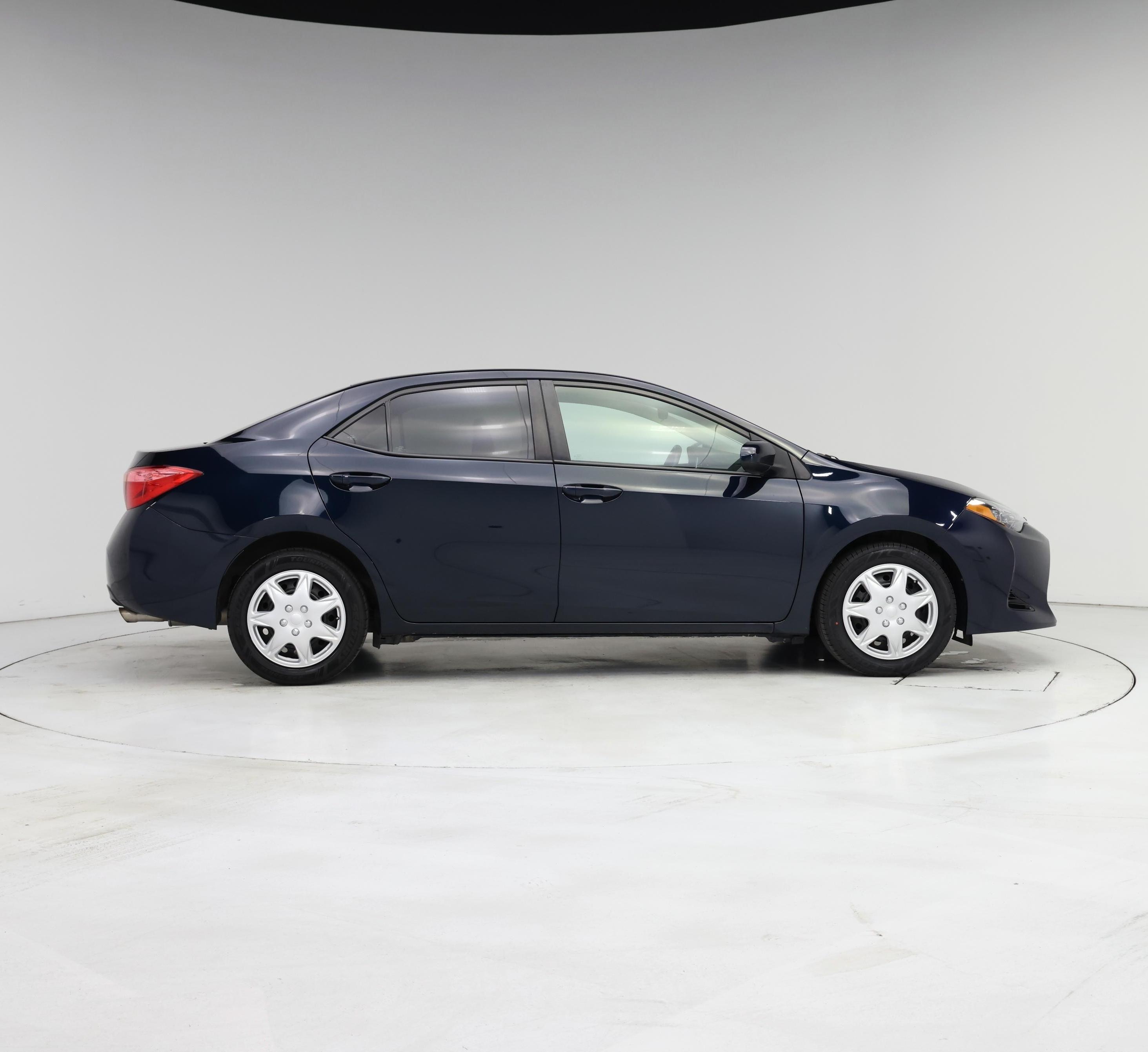 Thumbnail: 2018 Toyota Corolla - 7