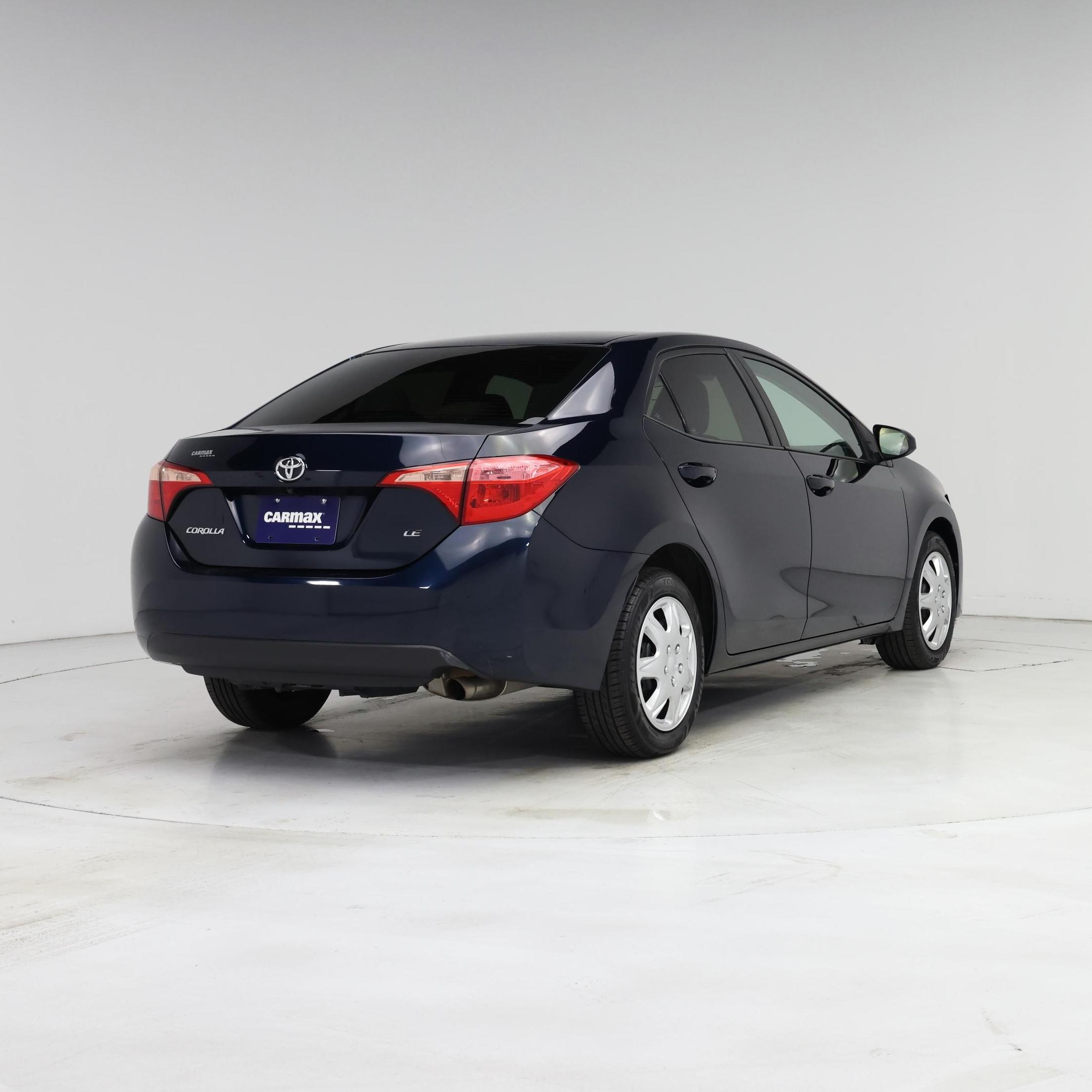 Thumbnail: 2018 Toyota Corolla - 8