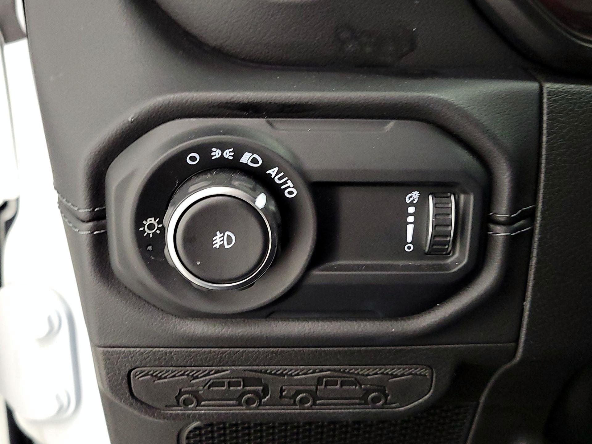 Thumbnail: 2024 Jeep Wrangler - 13