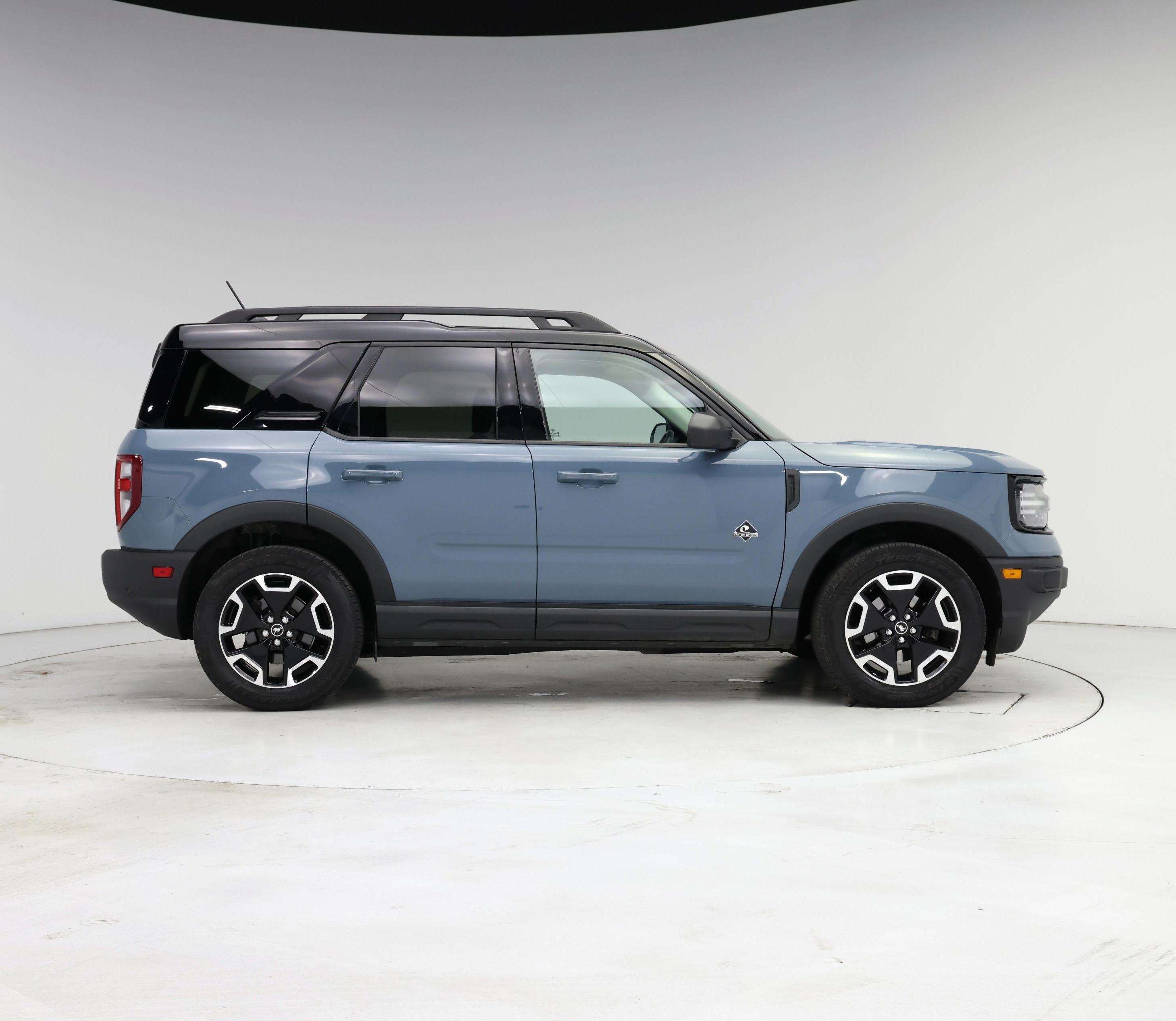 Thumbnail: 2022 Ford Bronco Sport - 7