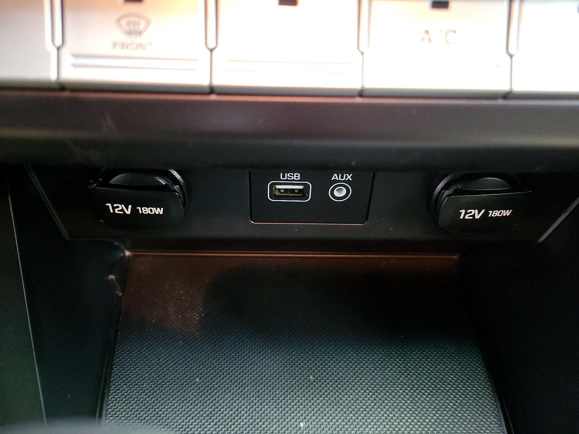 Thumbnail: 2018 Hyundai Sonata - 18