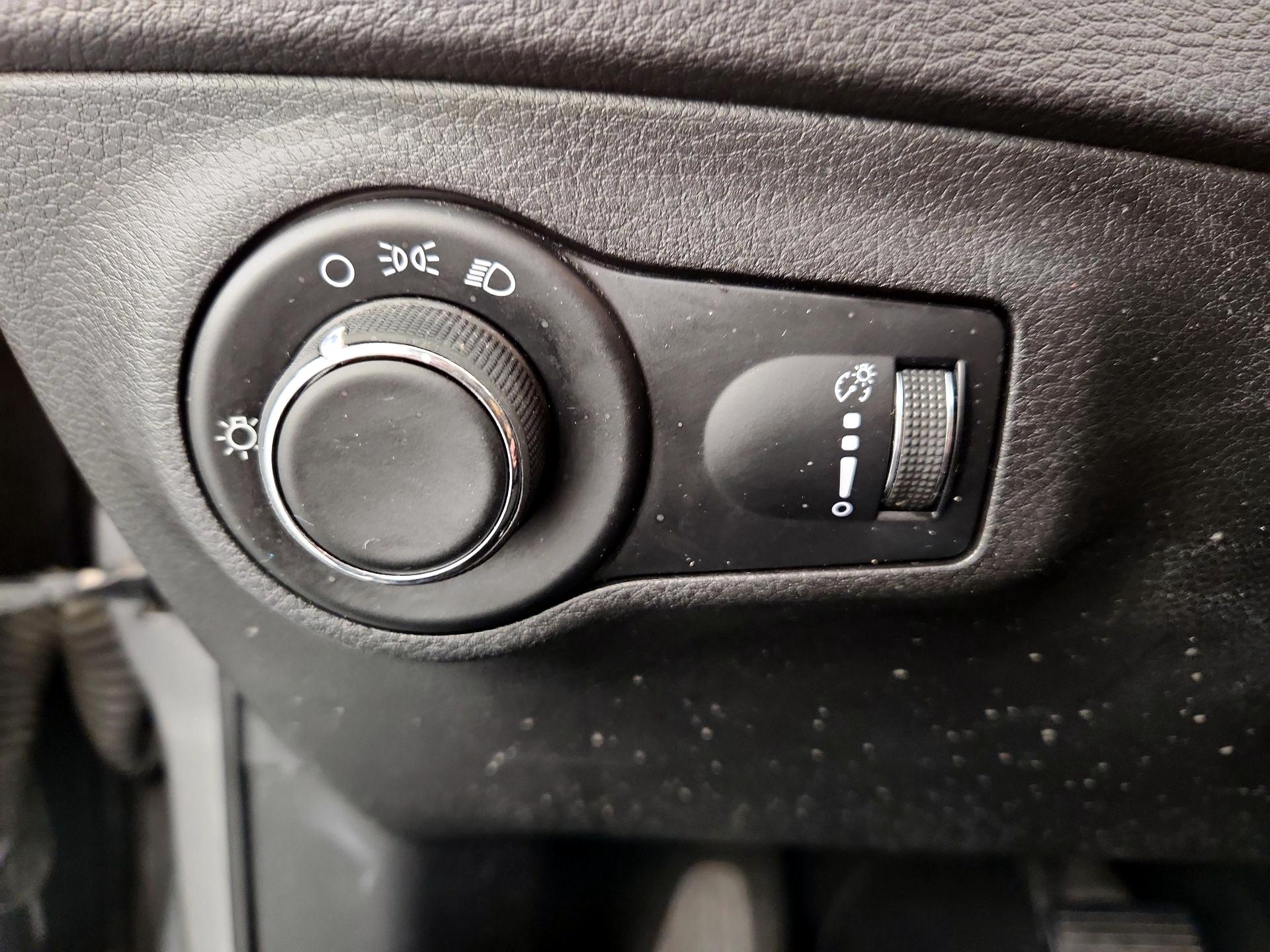 Thumbnail: 2017 Jeep Compass - 13