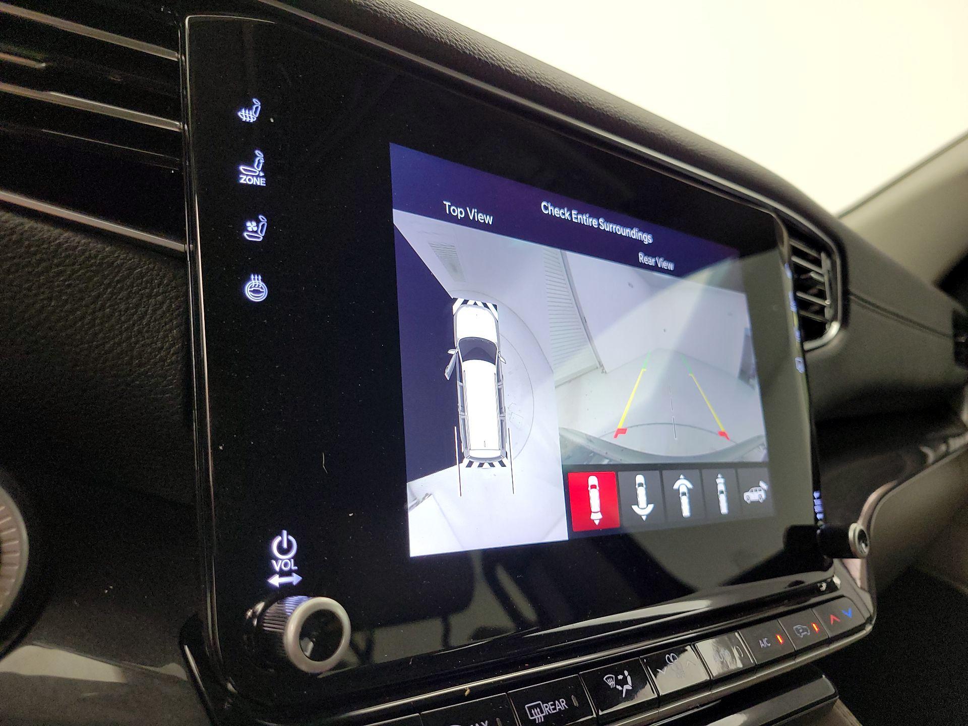 Thumbnail: 2024 Jeep Wagoneer - 15