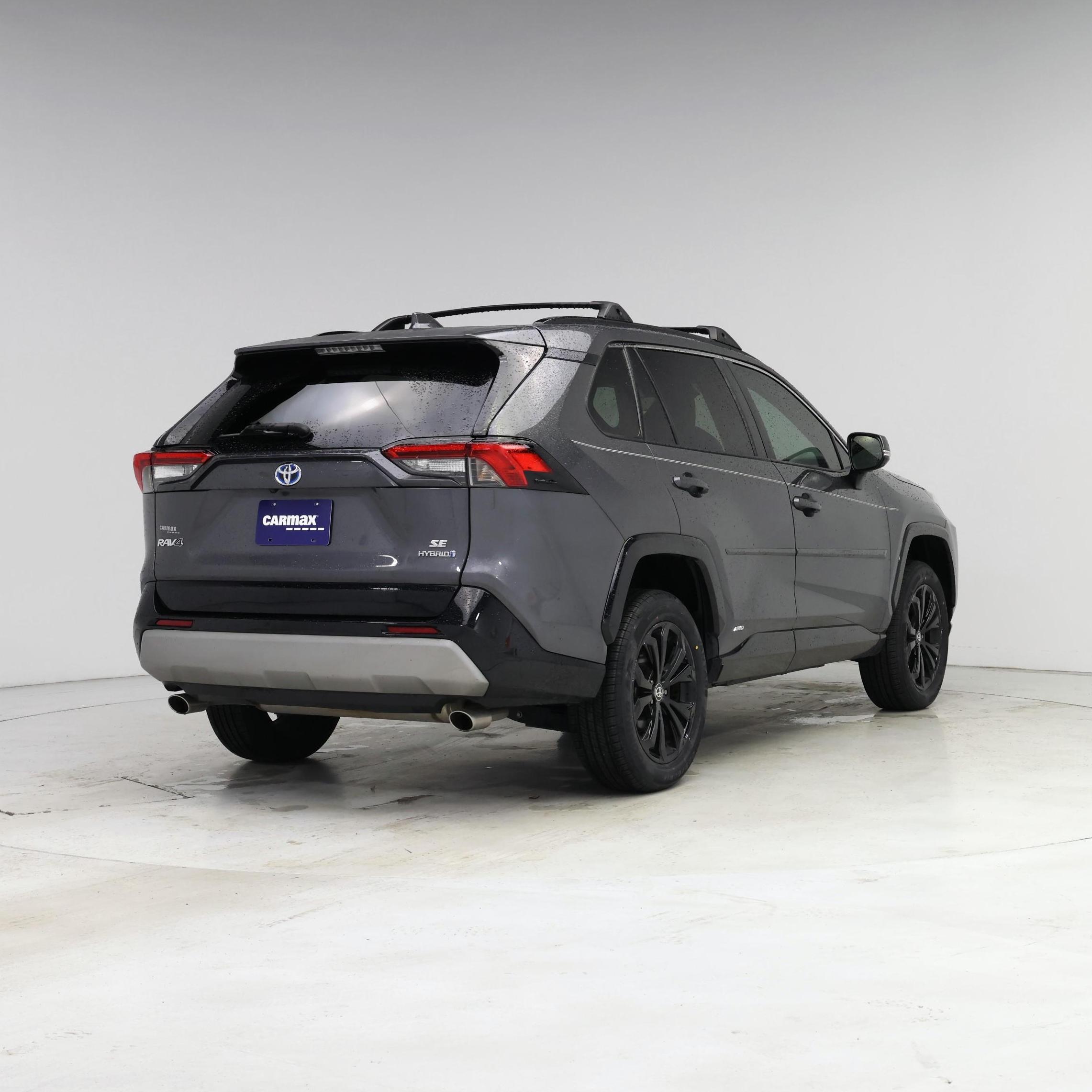Thumbnail: 2022 Toyota RAV4 - 8