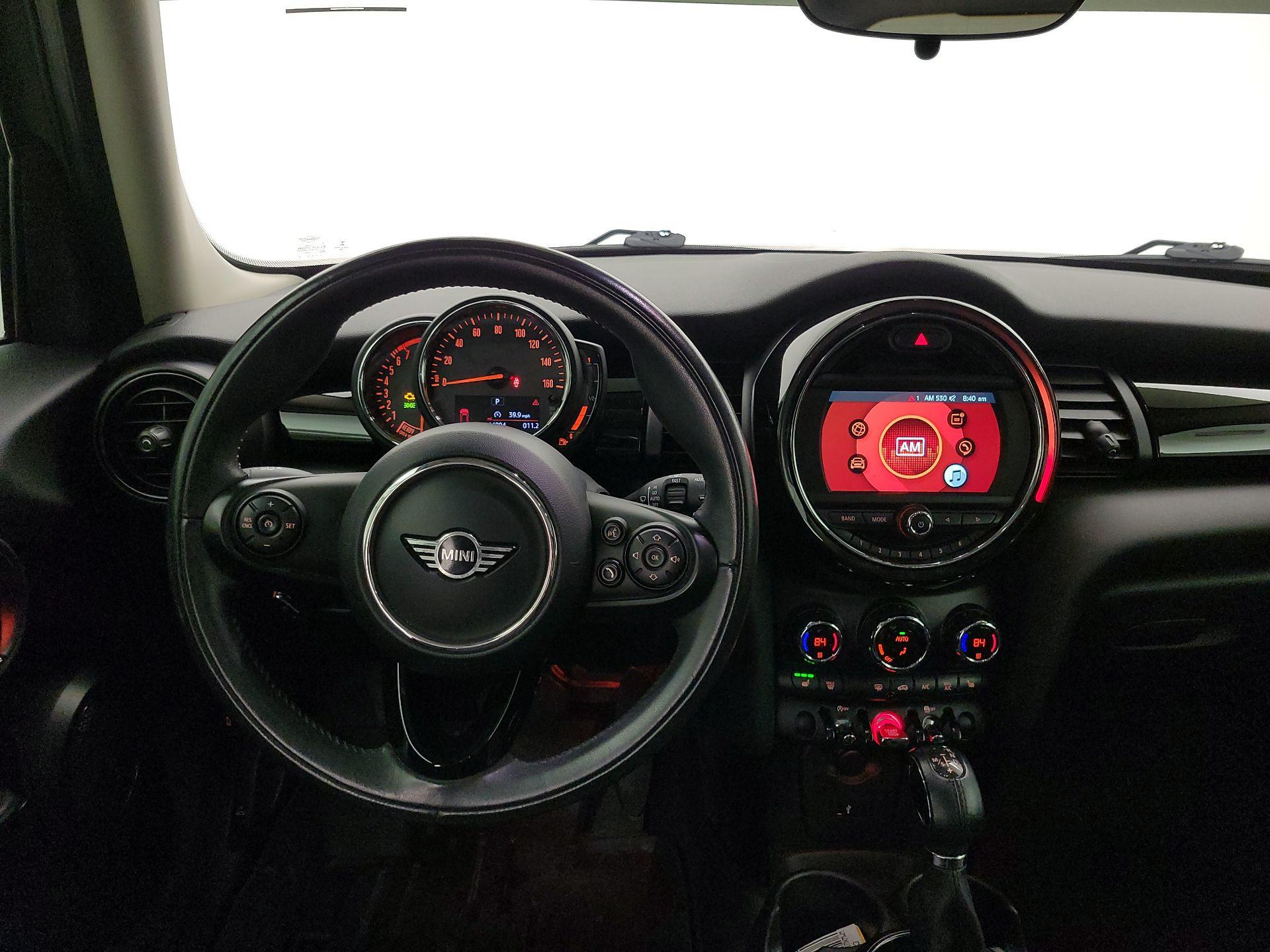 Thumbnail: 2019 MINI Cooper Hardtop - 10