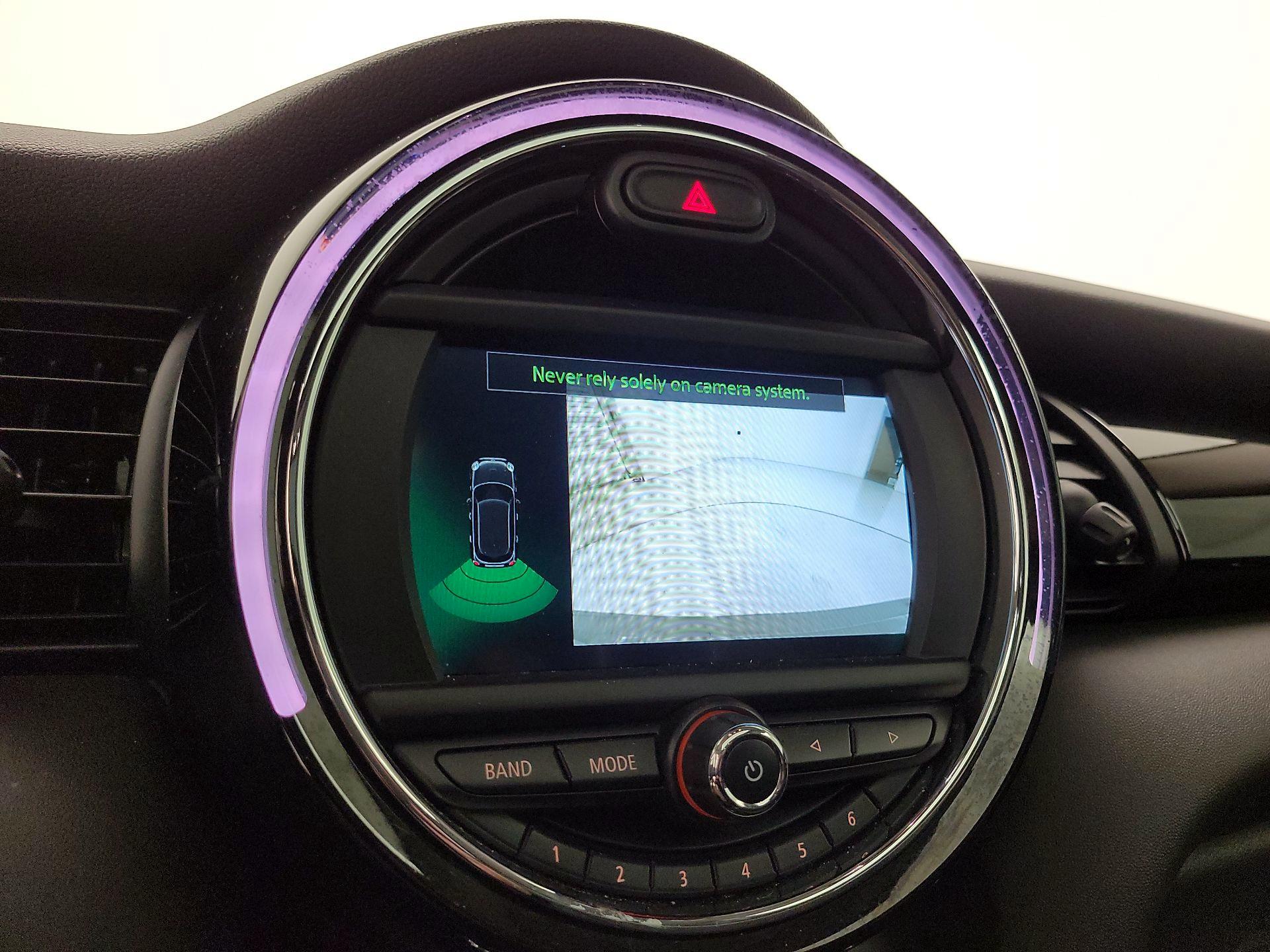 Thumbnail: 2019 MINI Cooper Hardtop - 14