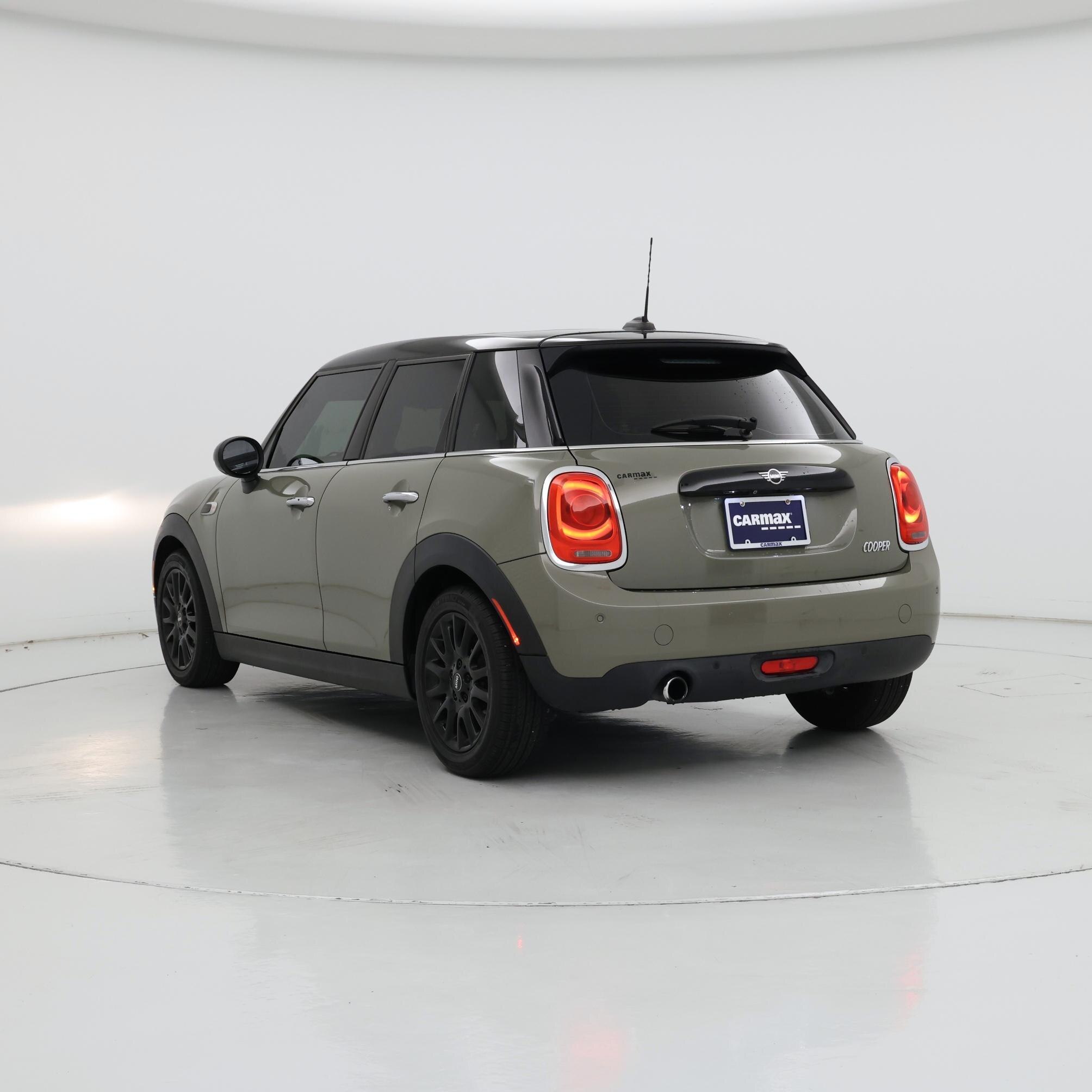 Thumbnail: 2019 MINI Cooper Hardtop - 2