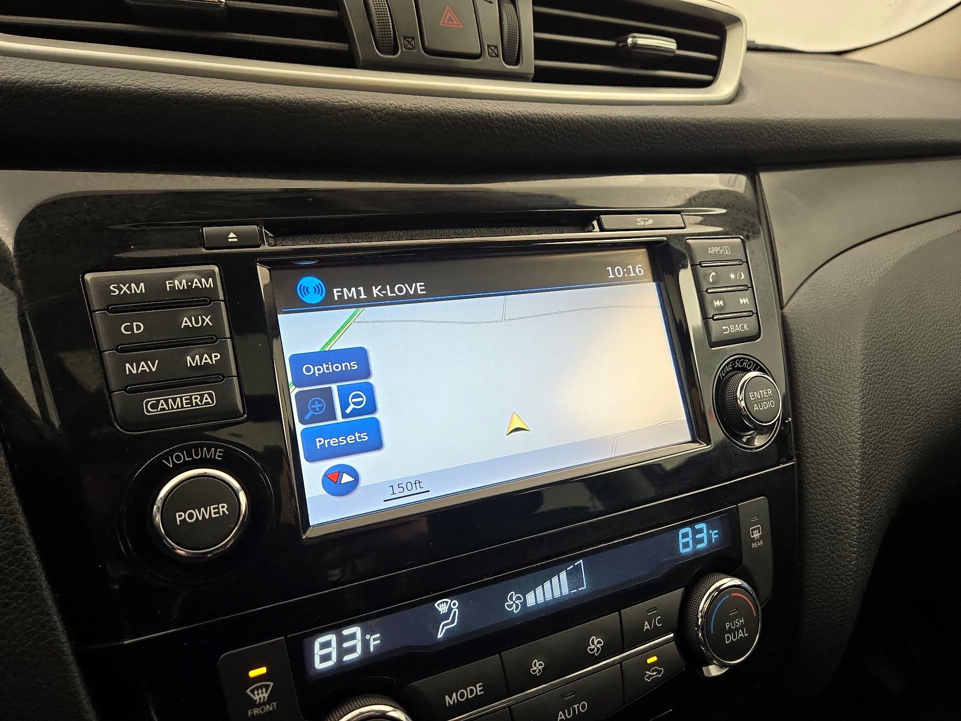 Thumbnail: 2016 Nissan Rogue - 14