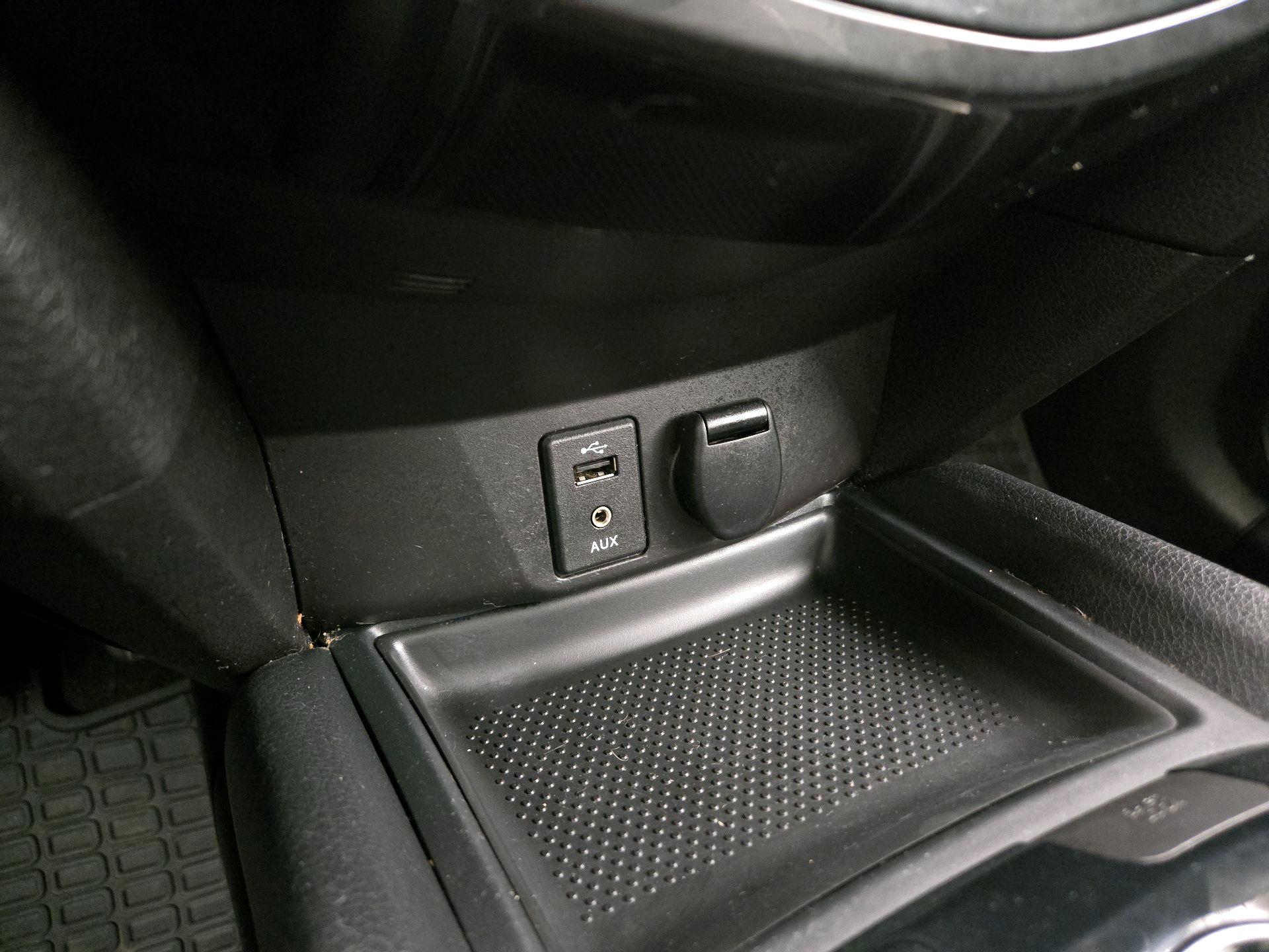 Thumbnail: 2016 Nissan Rogue - 19