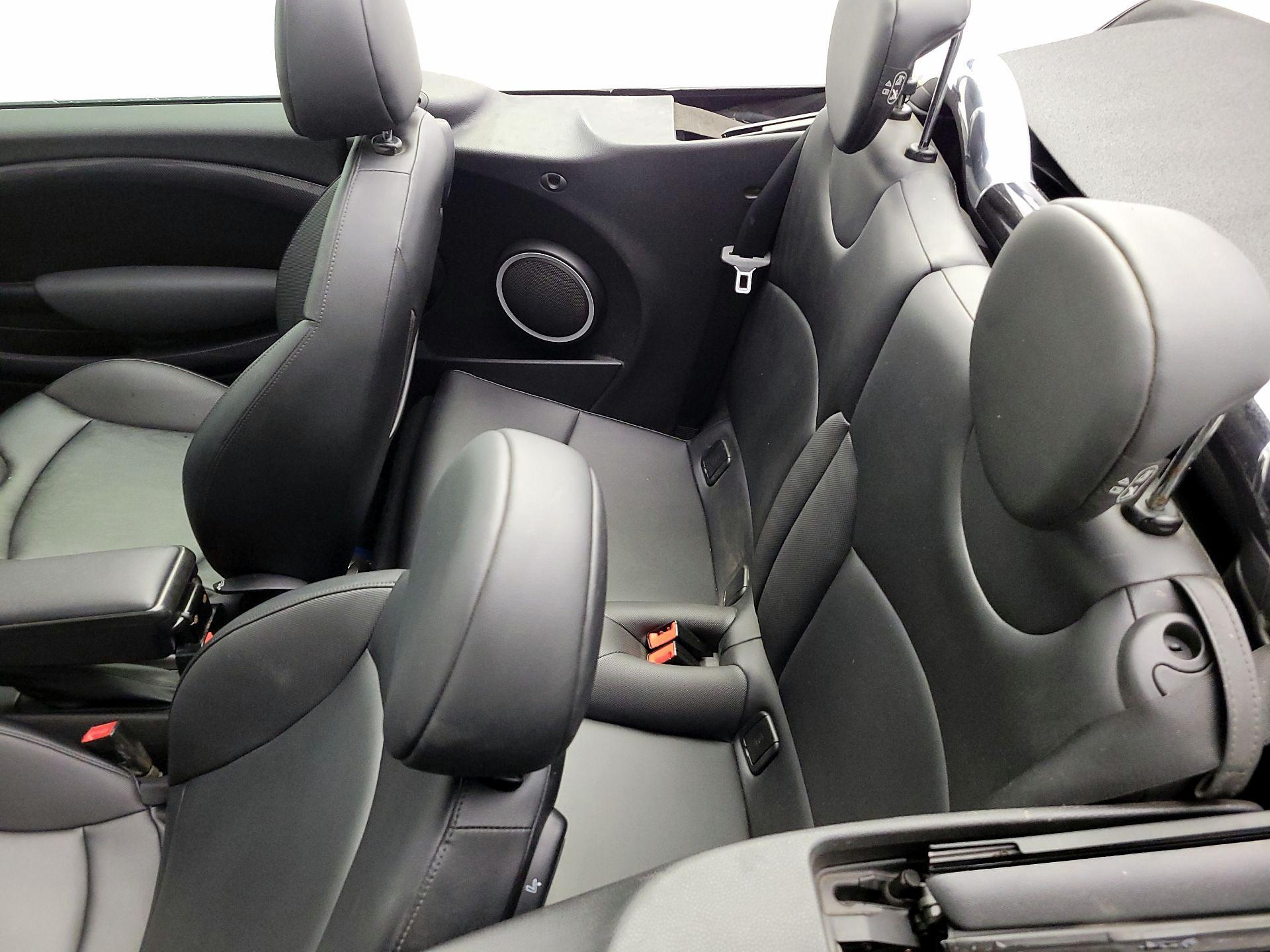 Thumbnail: 2015 MINI Cooper - 17