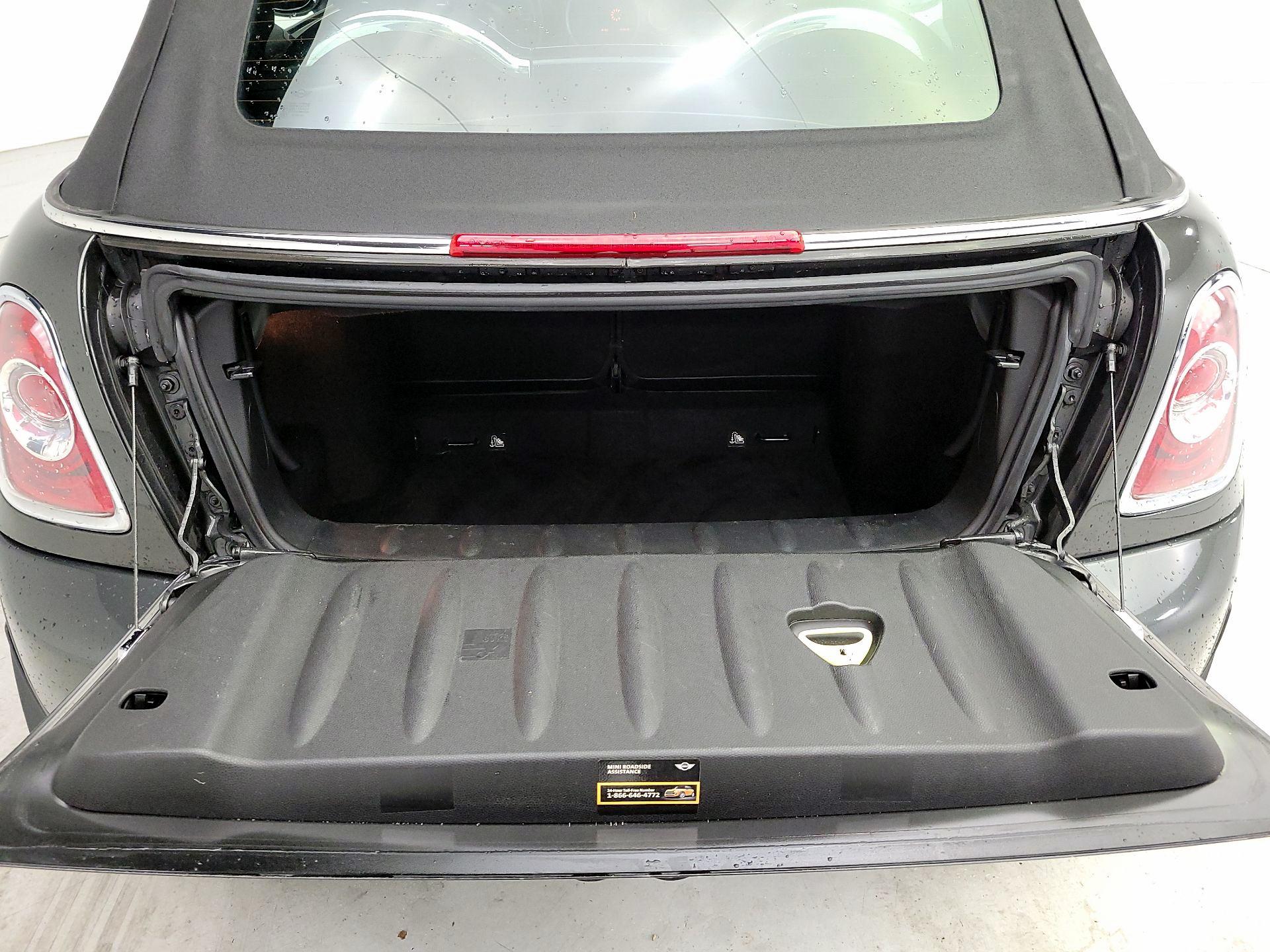 Thumbnail: 2015 MINI Cooper - 18