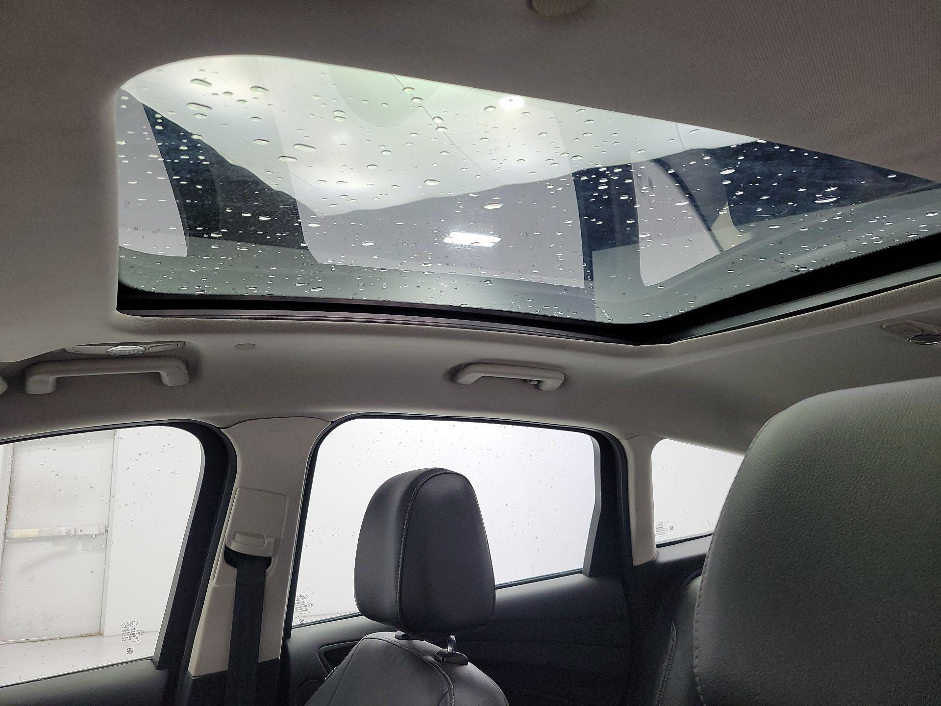 Thumbnail: 2015 Ford C-Max - 19