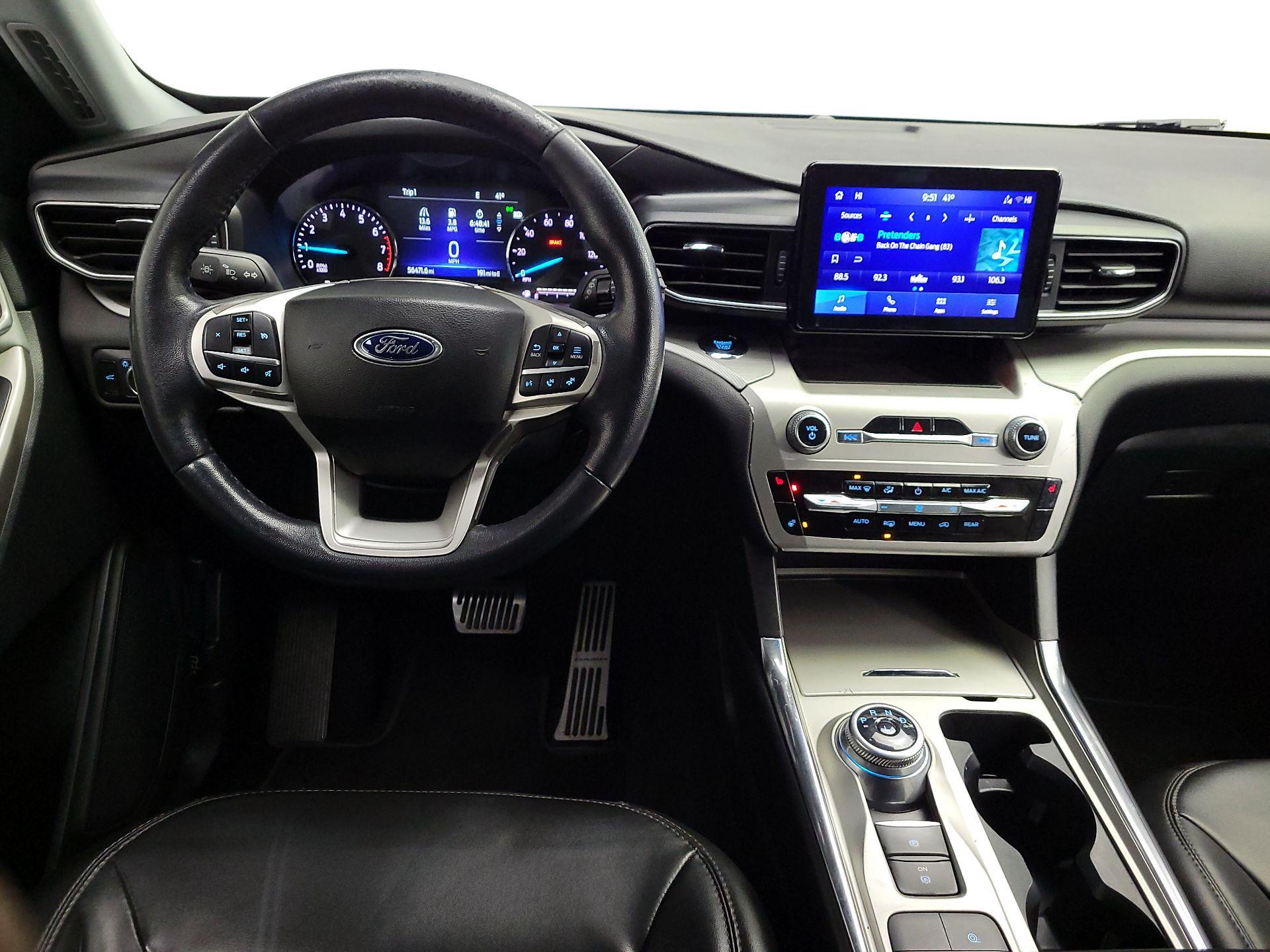 Thumbnail: 2022 Ford Explorer - 9