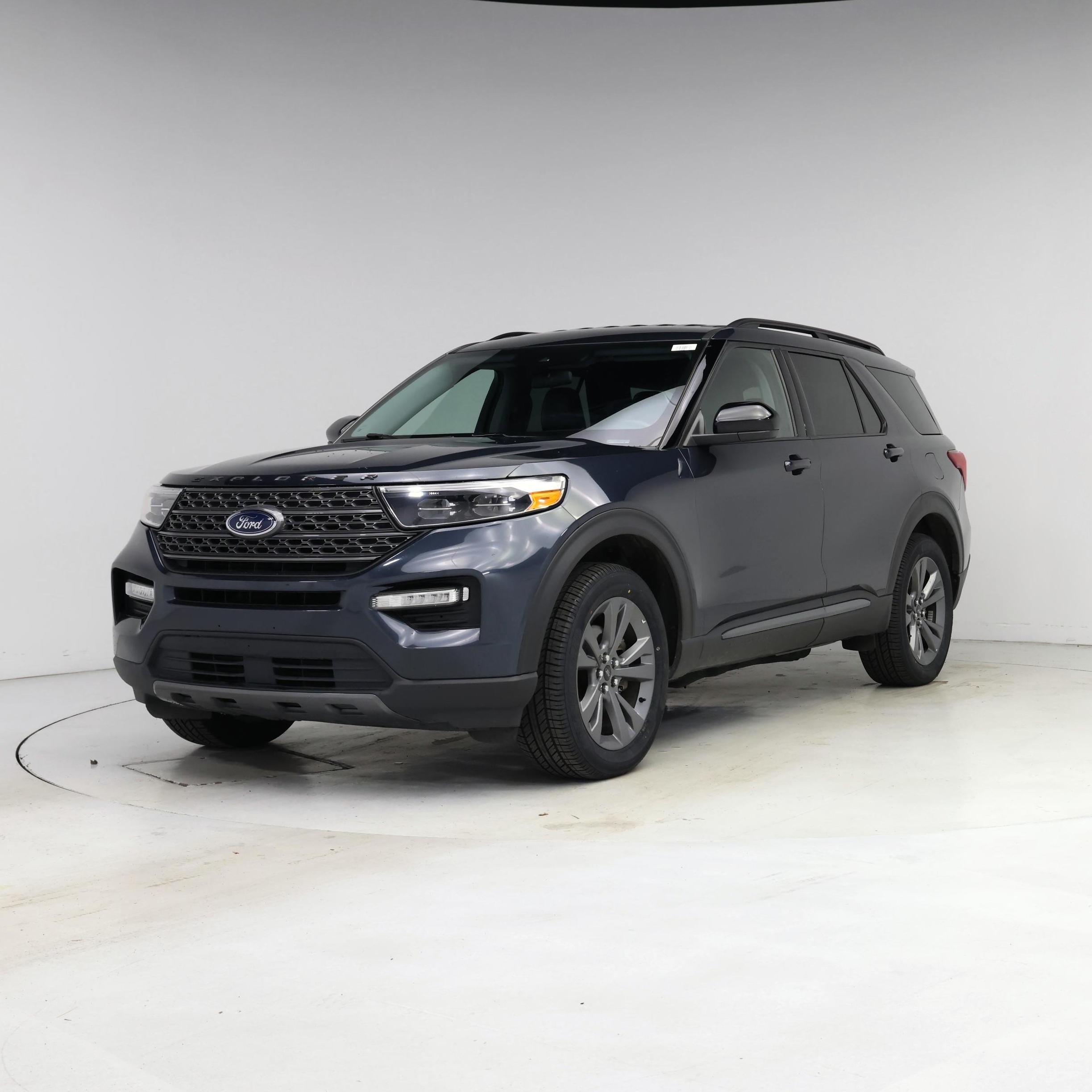 Thumbnail: 2022 Ford Explorer - 4