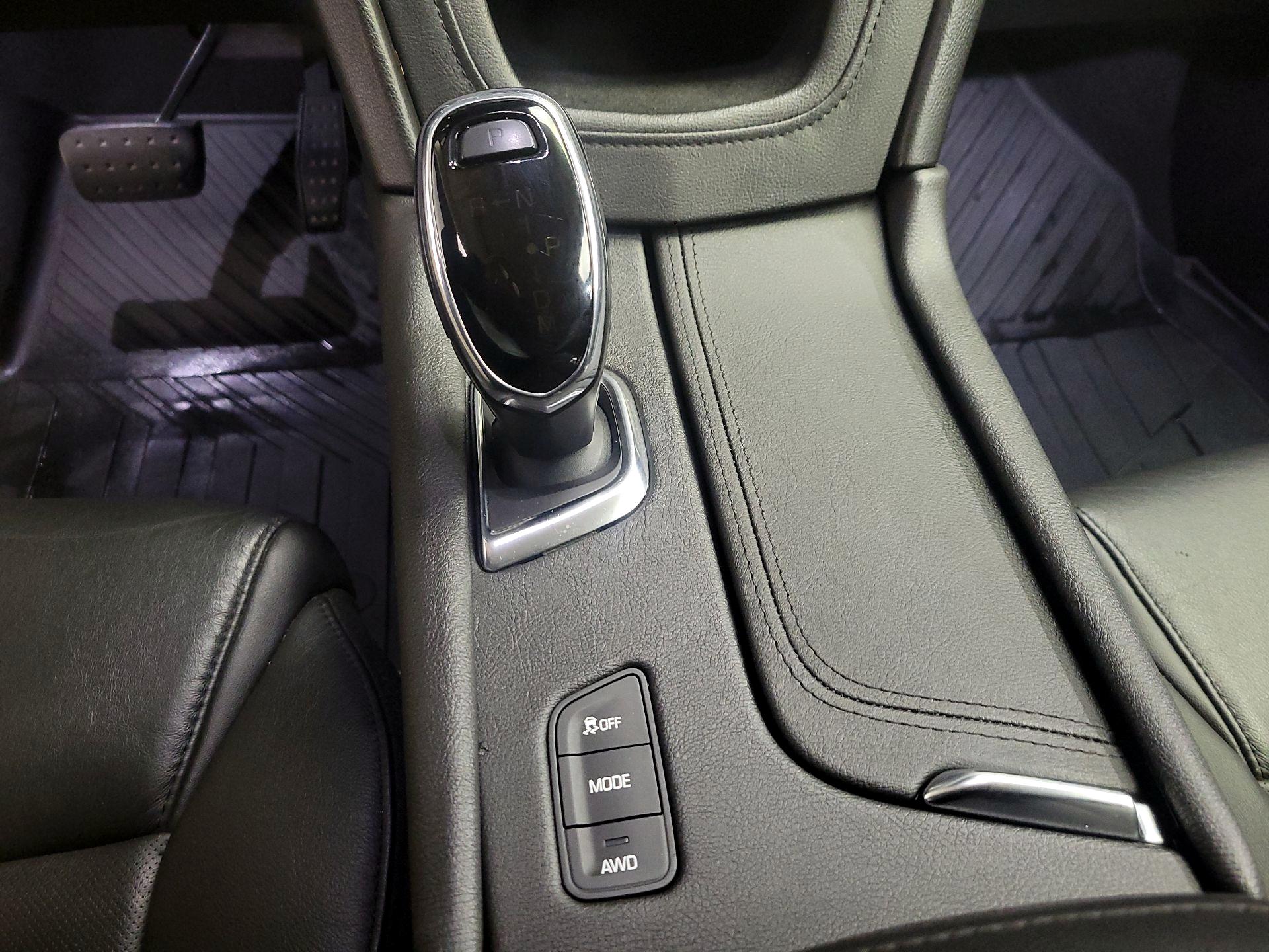 Thumbnail: 2019 Cadillac XT5 - 18