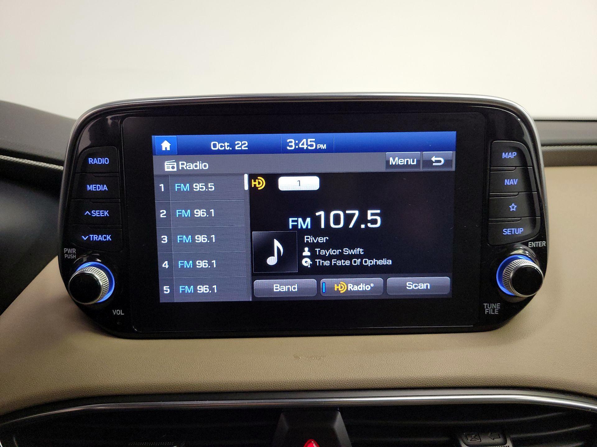 Thumbnail: 2019 Hyundai Santa Fe - 16