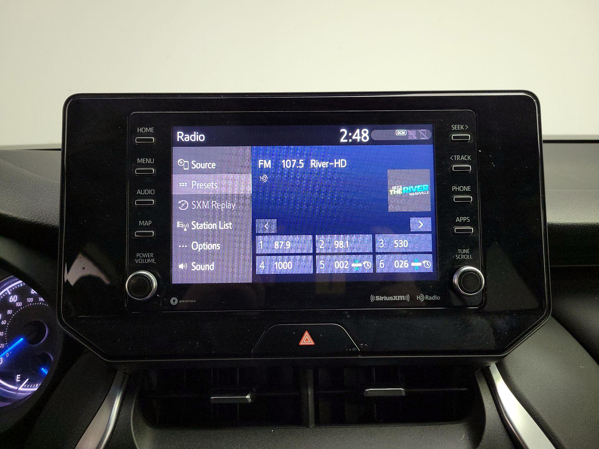 Thumbnail: 2021 Toyota Venza - 15