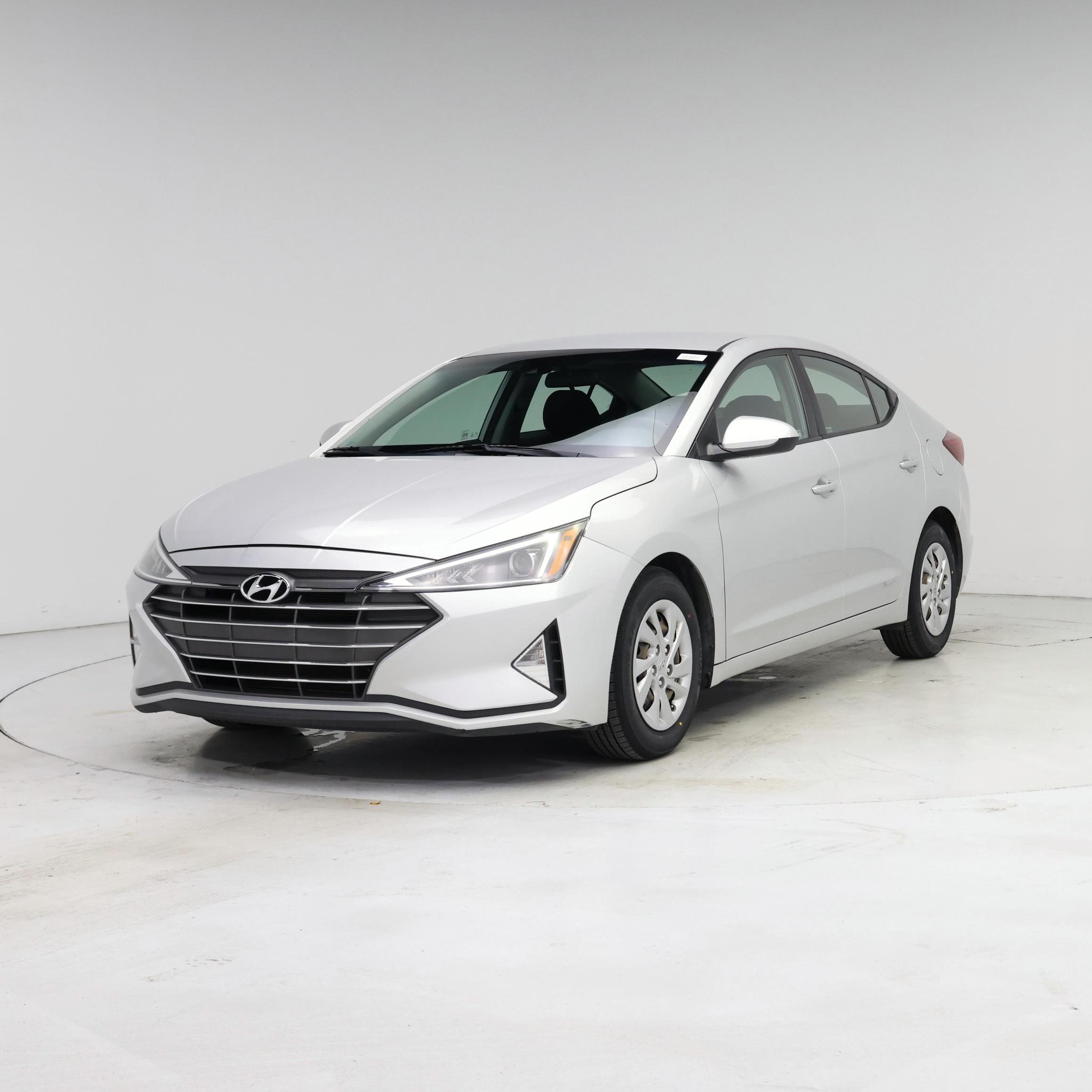 Thumbnail: 2020 Hyundai Elantra - 4