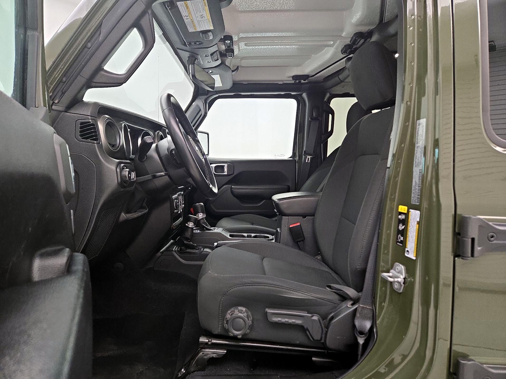 Thumbnail: 2021 Jeep Wrangler - 11