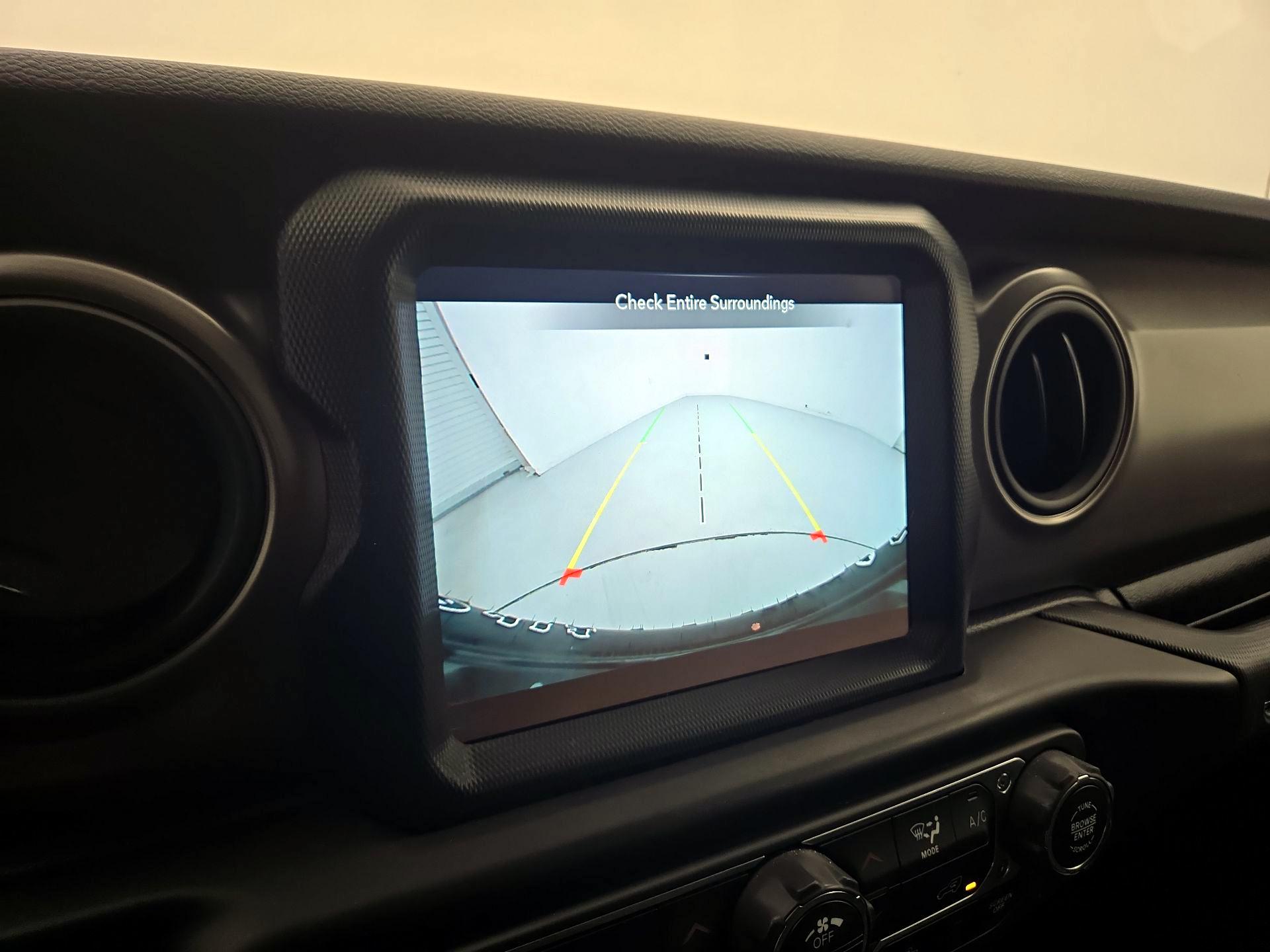 Thumbnail: 2021 Jeep Wrangler - 15