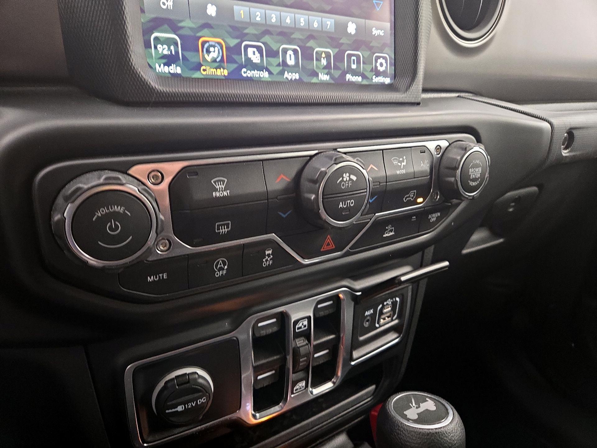 Thumbnail: 2021 Jeep Wrangler - 17