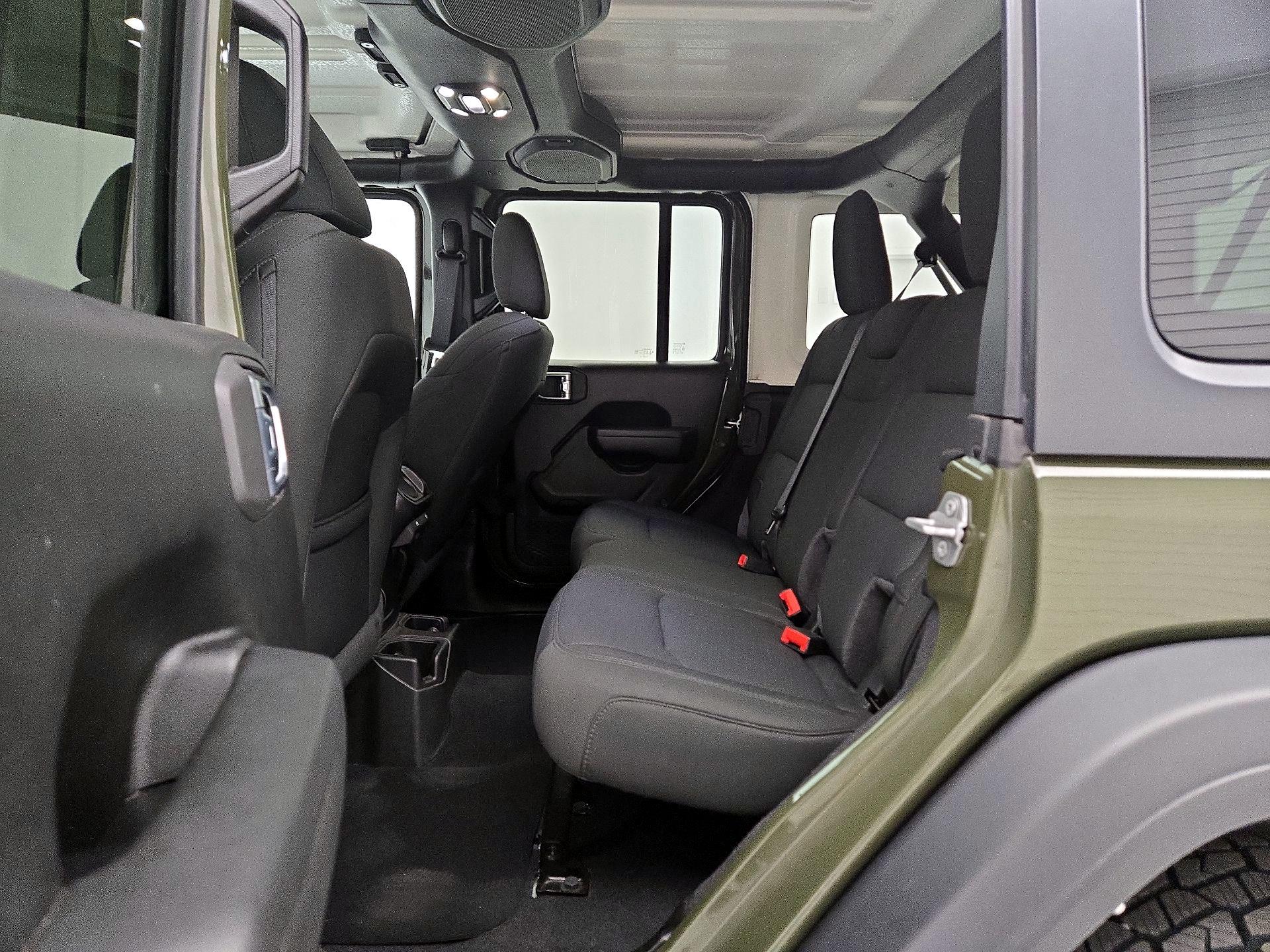 Thumbnail: 2021 Jeep Wrangler - 20