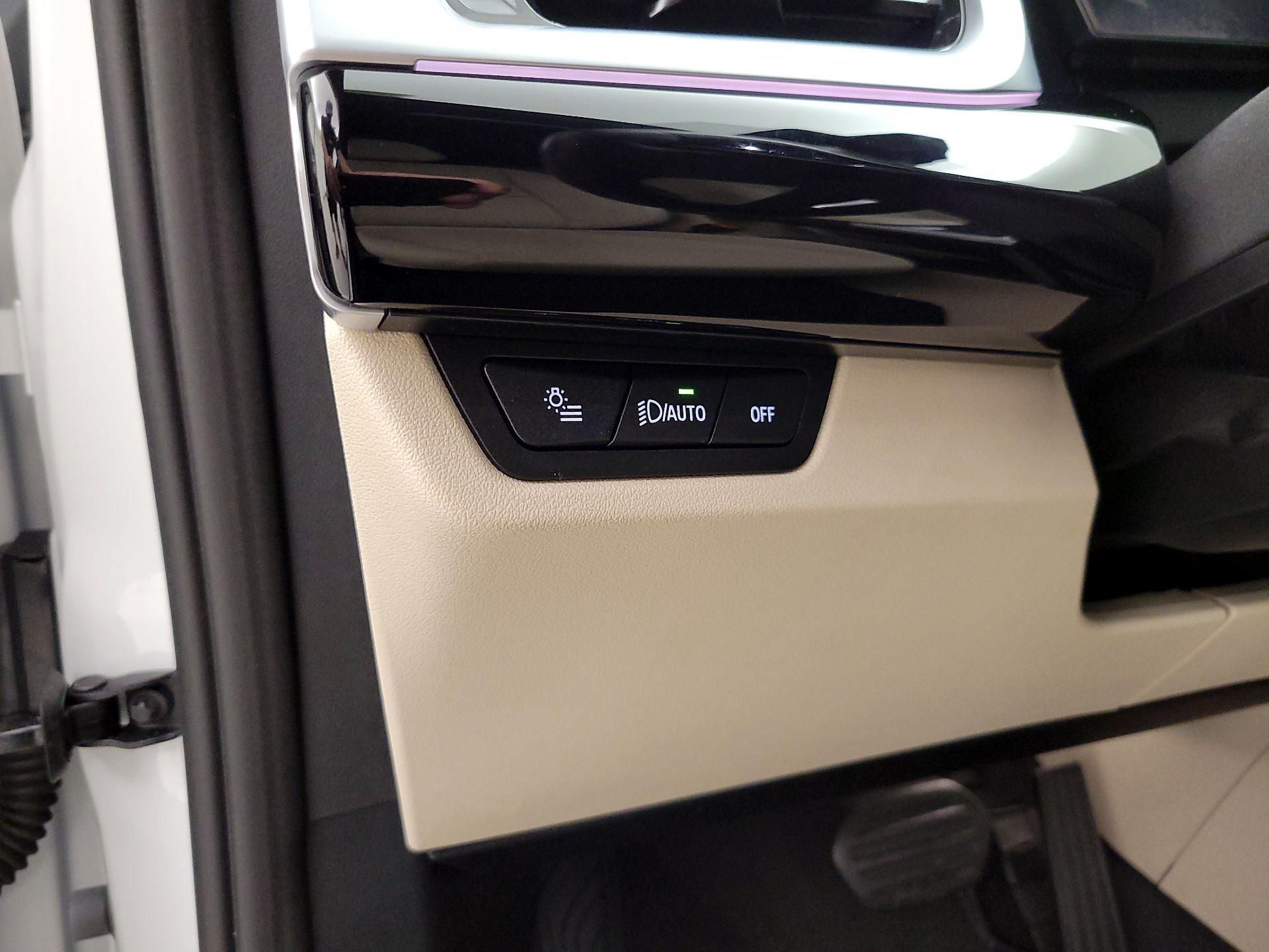 Thumbnail: 2023 BMW X1 - 13