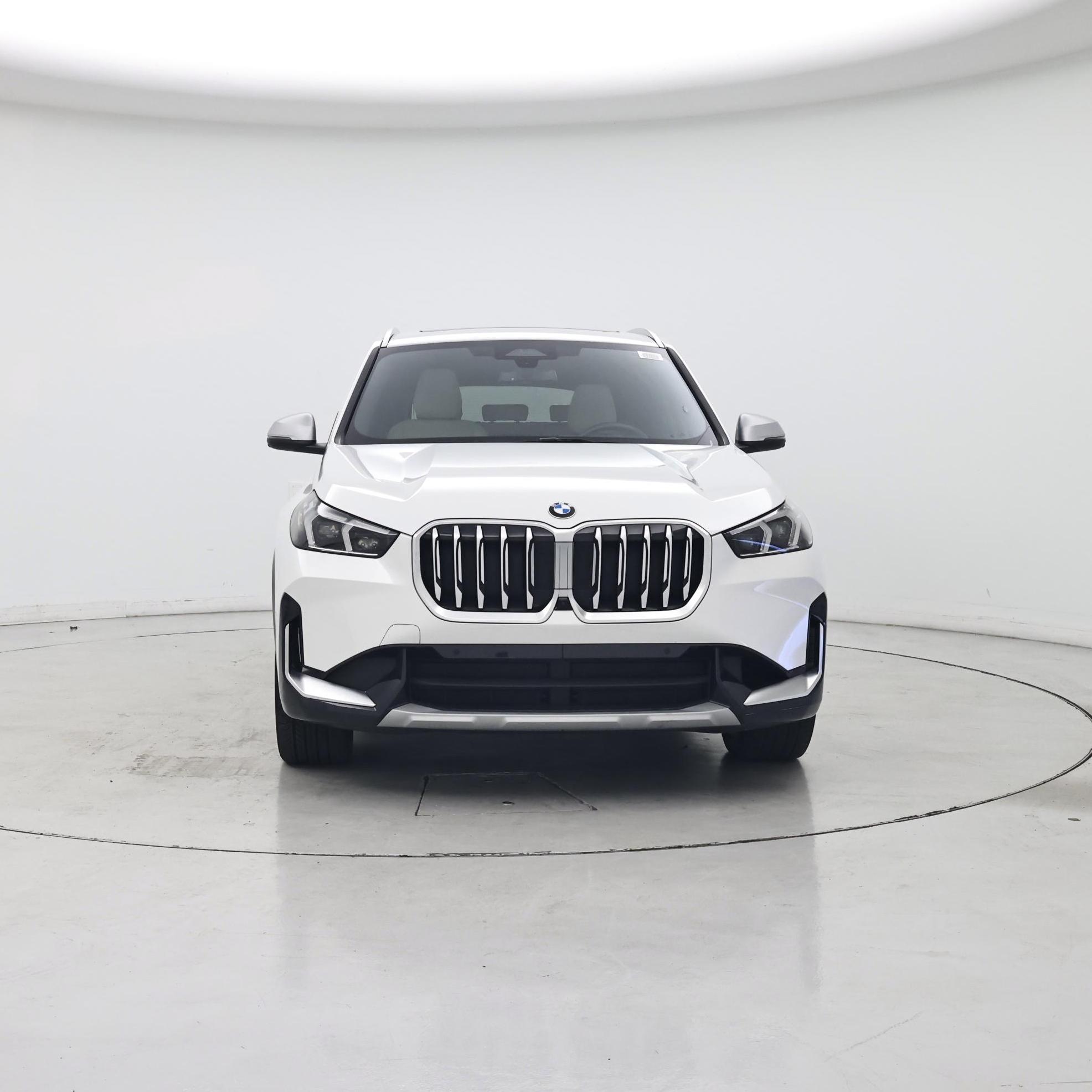 Thumbnail: 2023 BMW X1 - 5