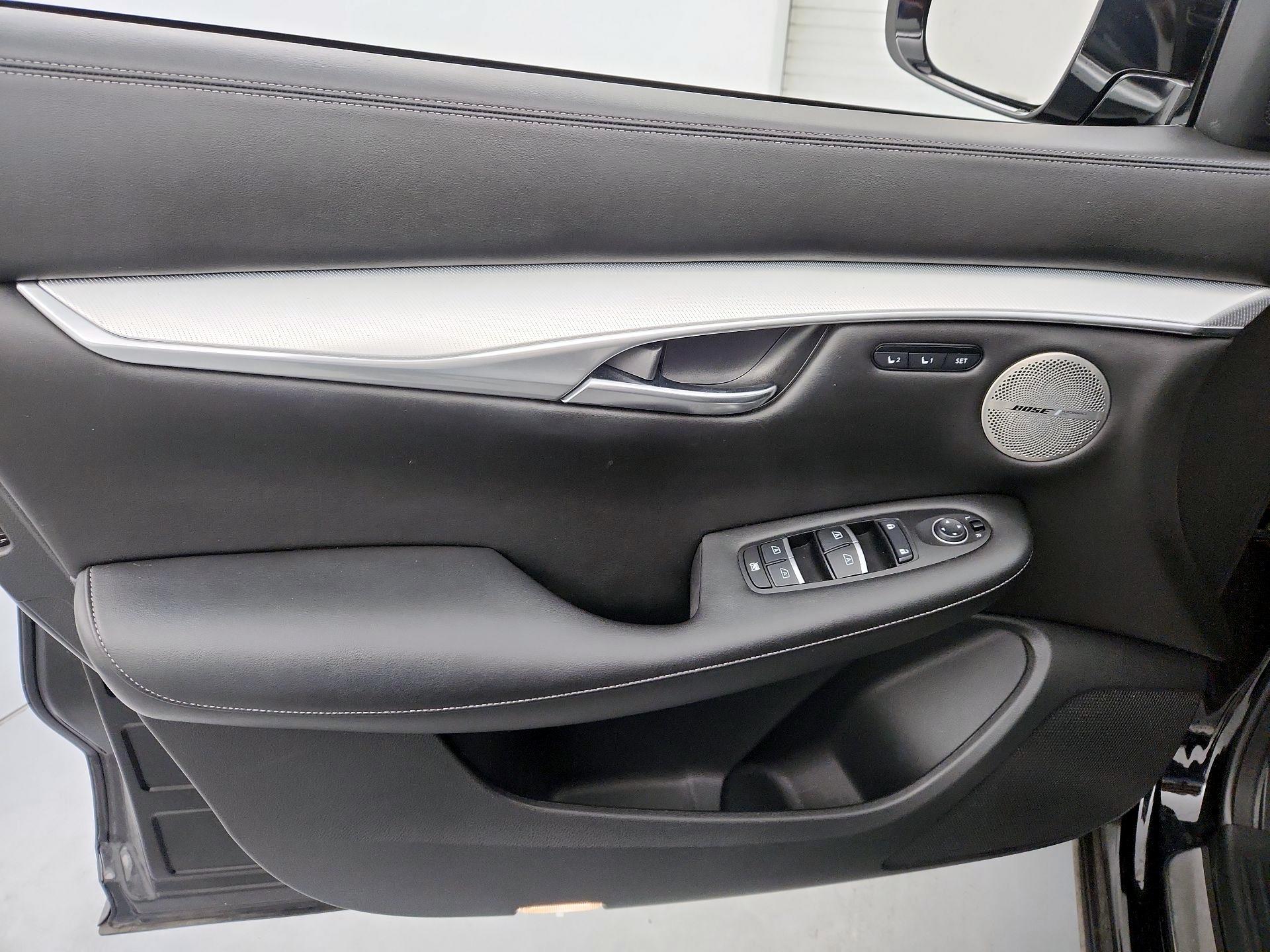 Thumbnail: 2019 INFINITI QX50 - 12