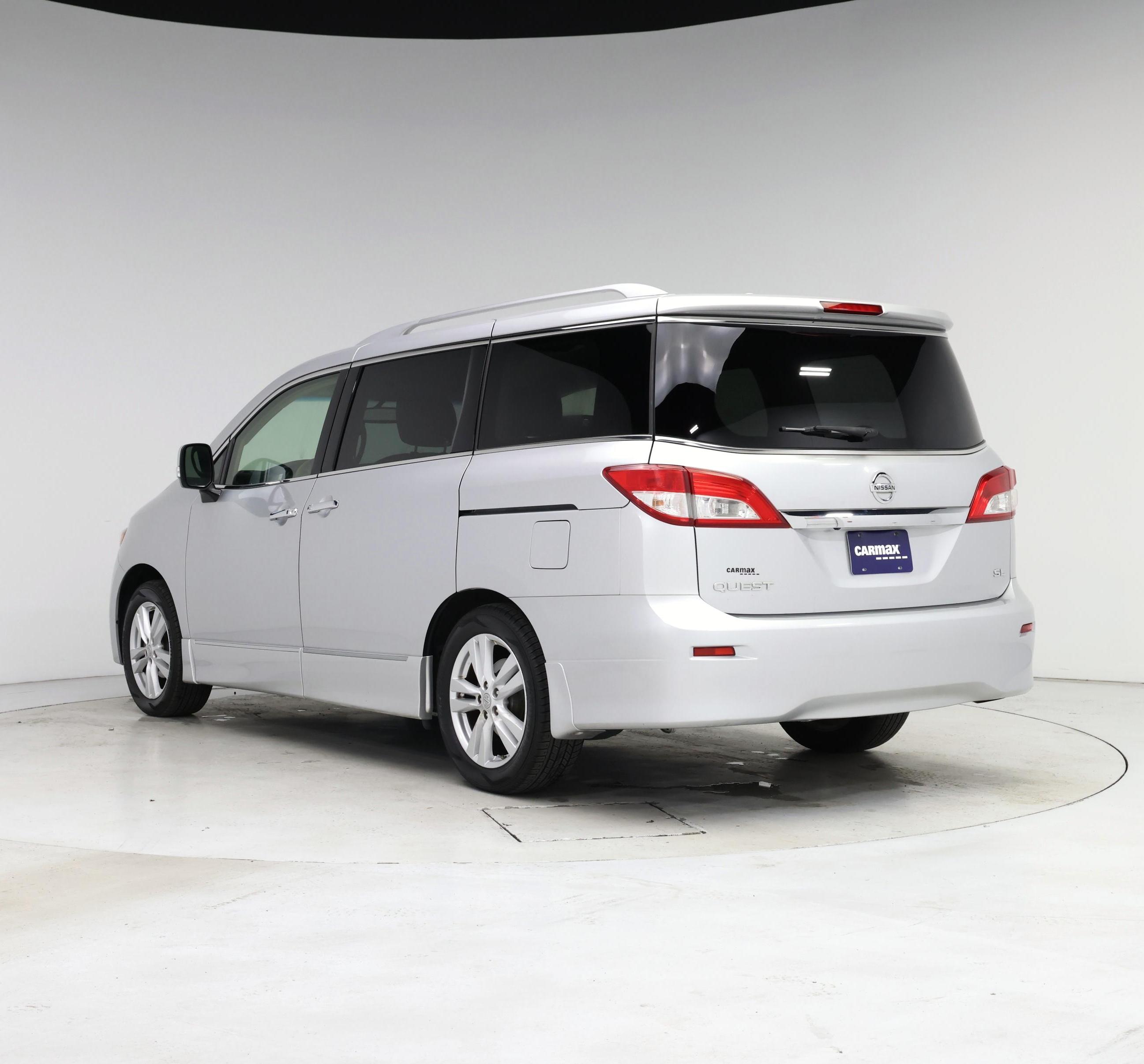Thumbnail: 2015 Nissan Quest - 2