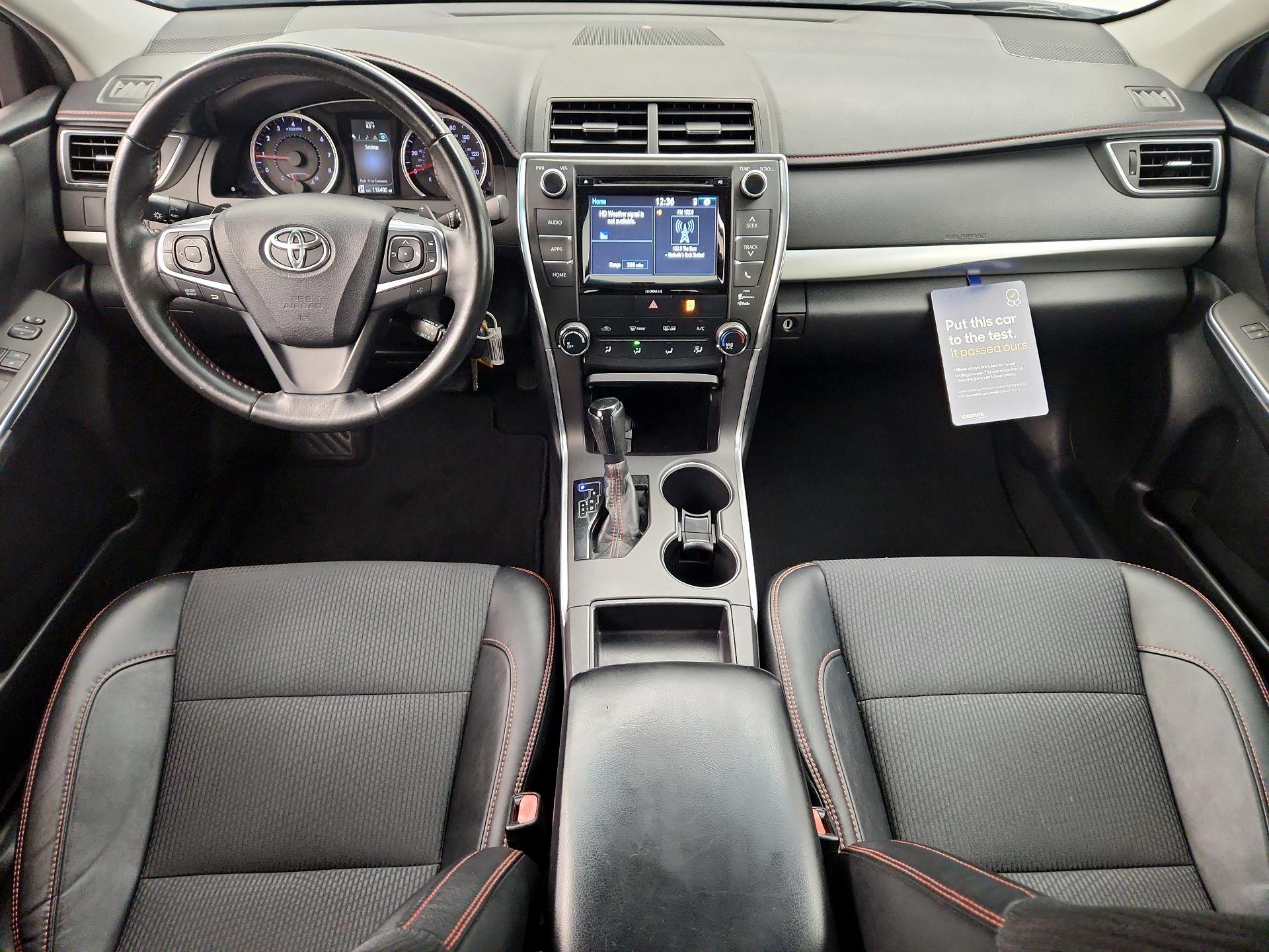 Thumbnail: 2016 Toyota Camry - 9