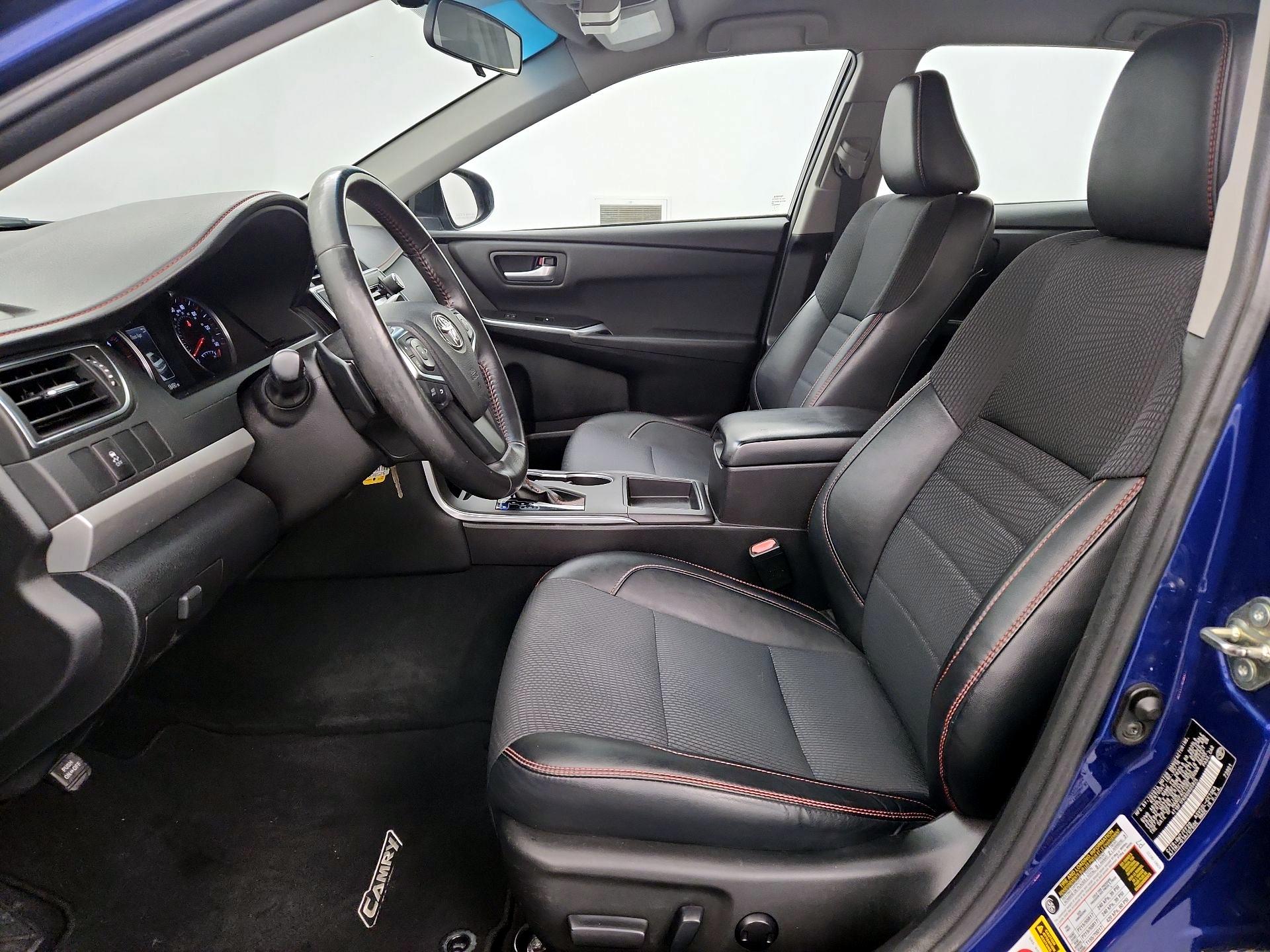 Thumbnail: 2016 Toyota Camry - 11