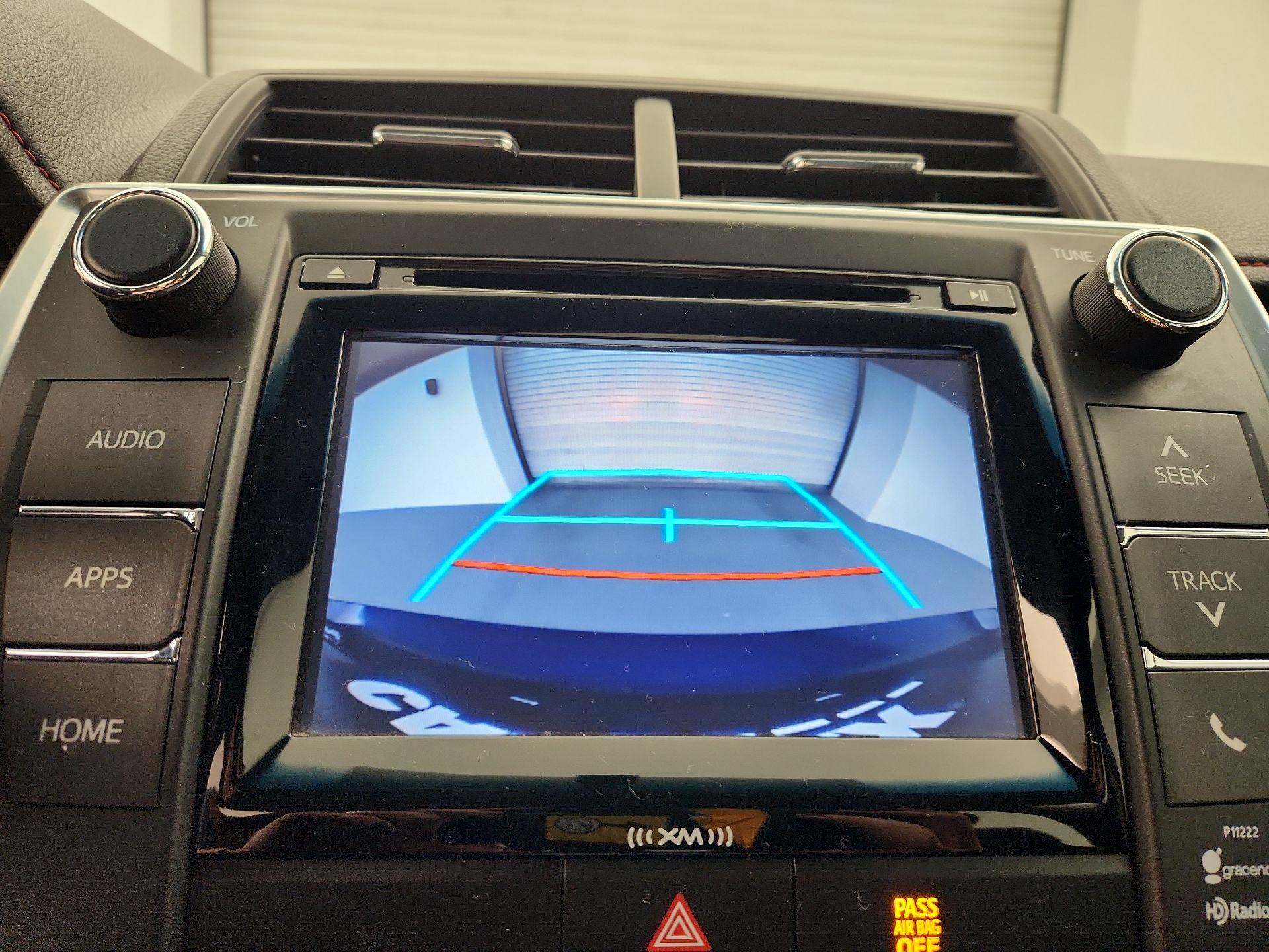 Thumbnail: 2016 Toyota Camry - 14